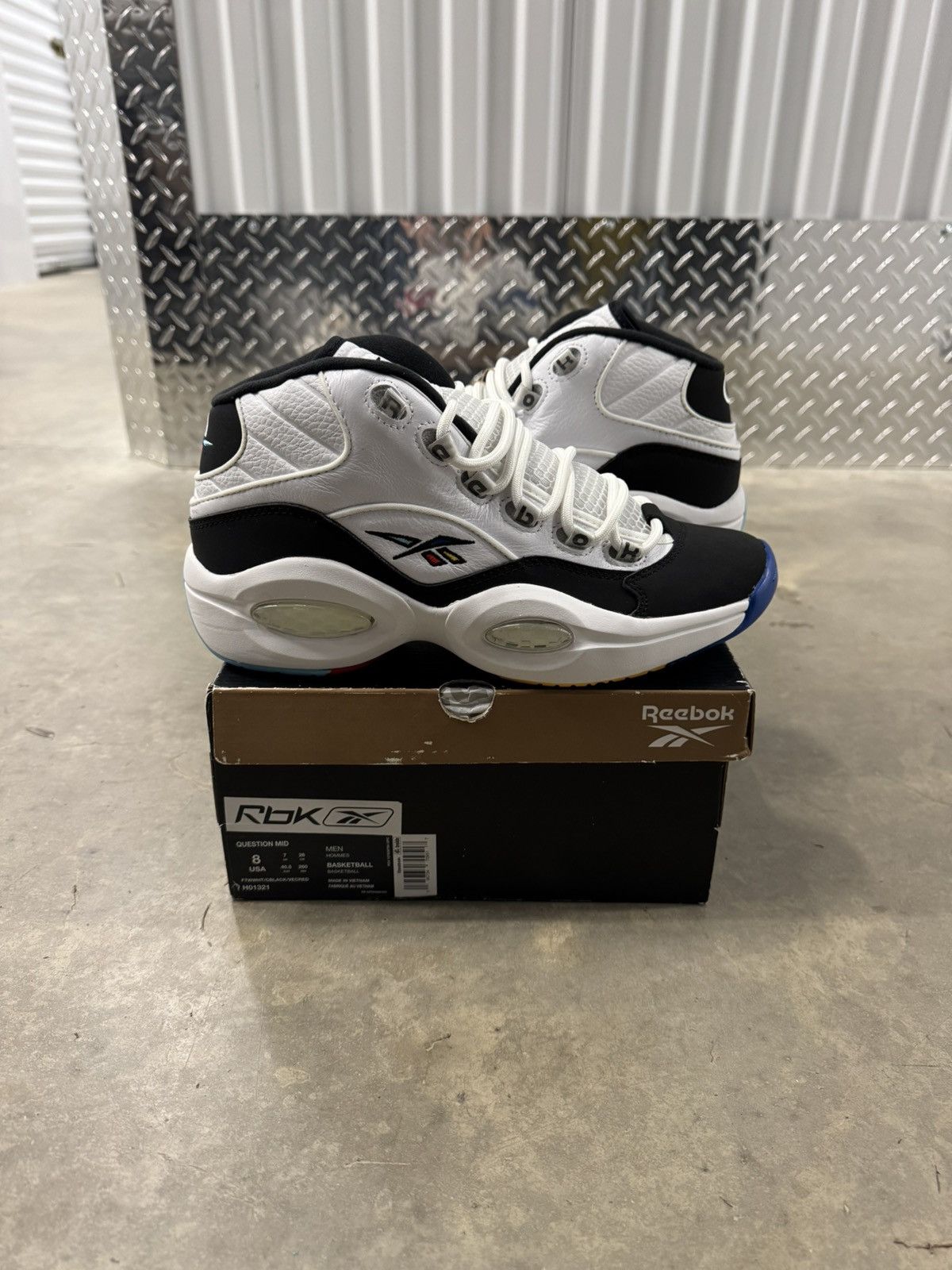 Reebok Reebok Question Mid Class of ‘16 Size 8 Size US 8 / EU 41 - 1 Thumbnail