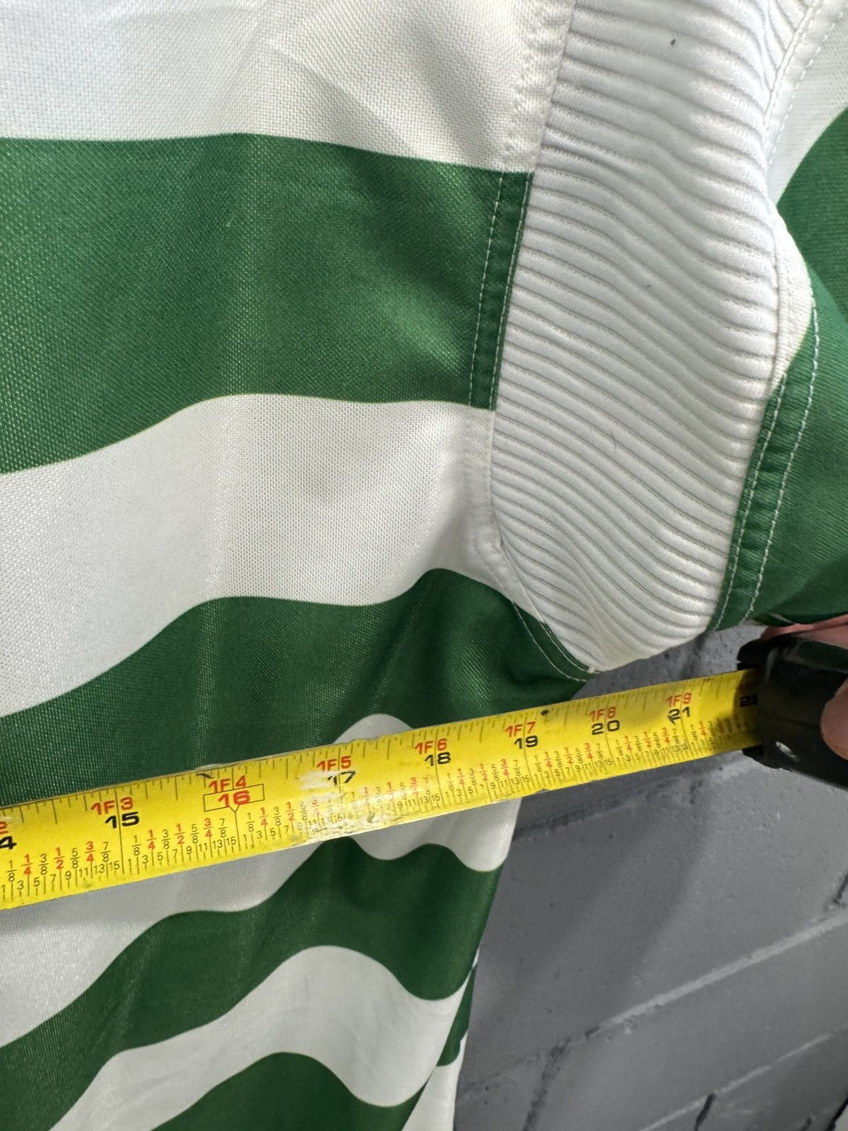 Umbro Umbro celtic vintage jersey 1999-2001 Size US L / EU 52-54 / 3 - 8 Thumbnail