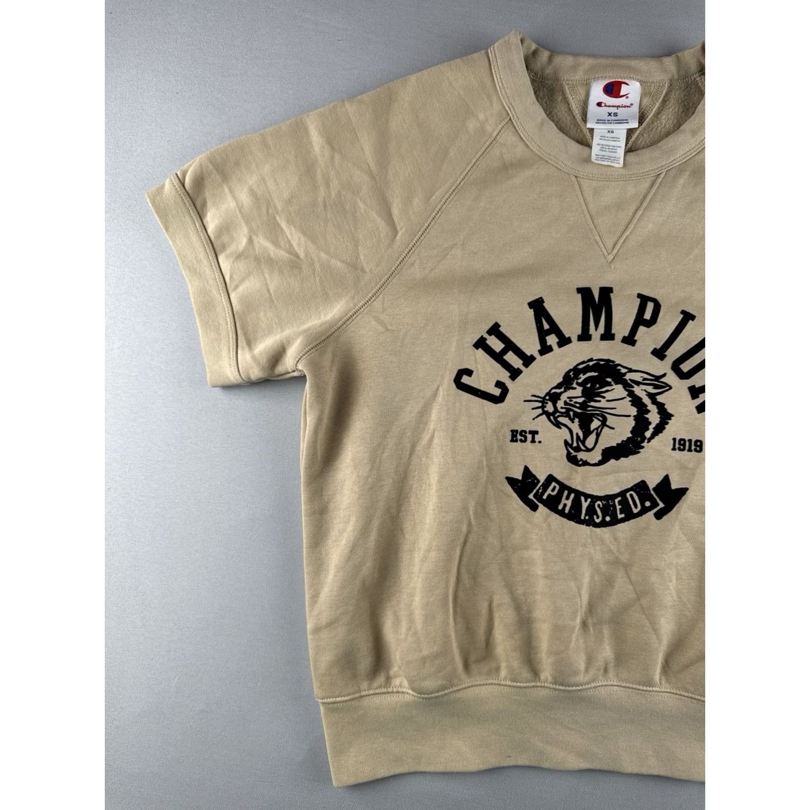 Champion Champion Cropped Sweatshirt Womens XS Beige Short Sleeve Crewneck Pullover Retro Sports Activewear Size XS / US 0-2 / IT 36-38 - 2 Thumbnail