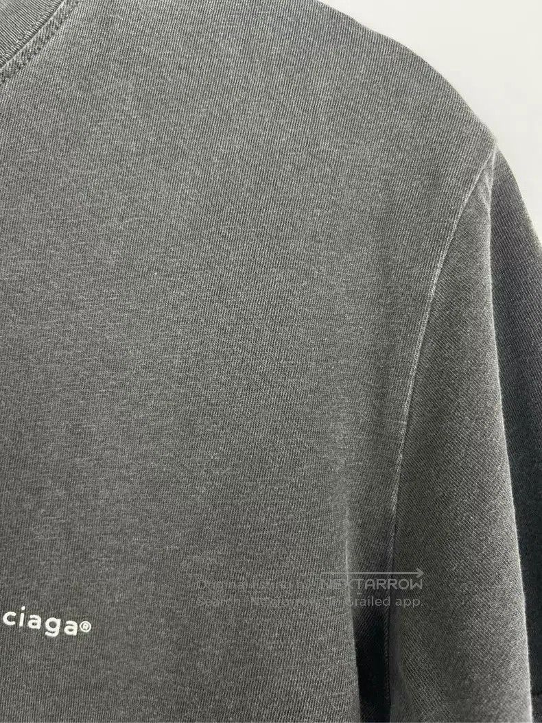 Balenciaga Balenciaga Logo Printed Distressed Short Sleeve T-Shirt Size M / US 6-8 / IT 42-44 - 3 Thumbnail