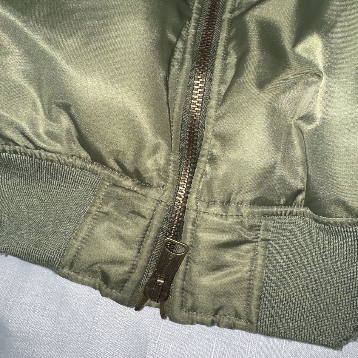 The GV Gallery GV Gallery Army Bomber Green Size L (Oversized) Size US L / EU 52-54 / 3 - 4 Thumbnail