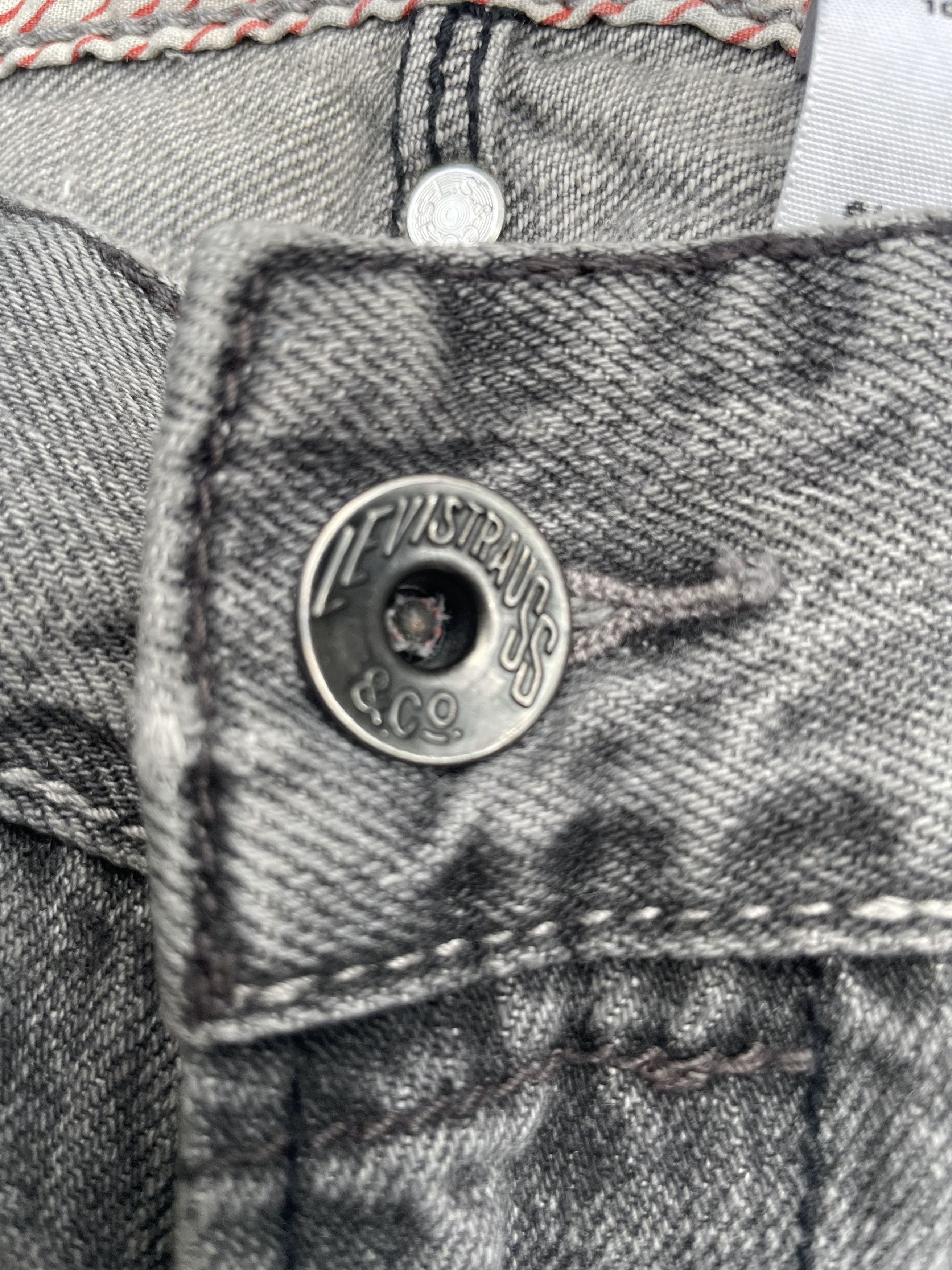 Levi's Vintage Levis 701 Faded Distresed Denim Size US 41 - 12 Thumbnail