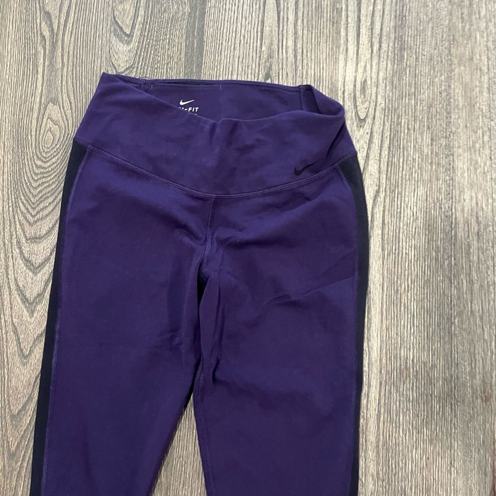 Nike Nike Pants Dri Fit Leggings Mid Rise Athletic Cropped Size M Size 27" / US 4 / IT 40 - 2 Thumbnail