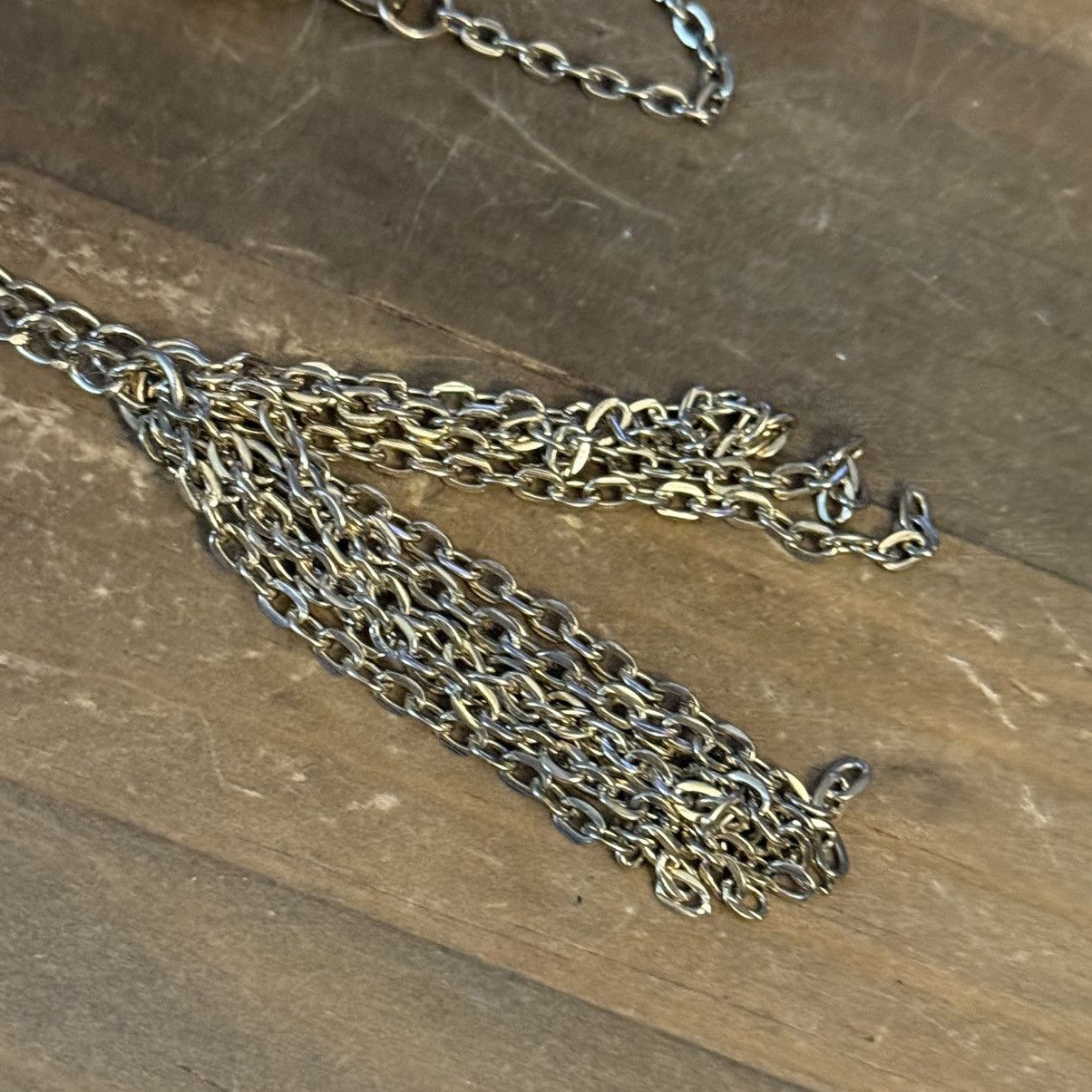 Other Avenue long gold tone mesh love knot chain tassel necklace Size ONE SIZE - 4 Thumbnail