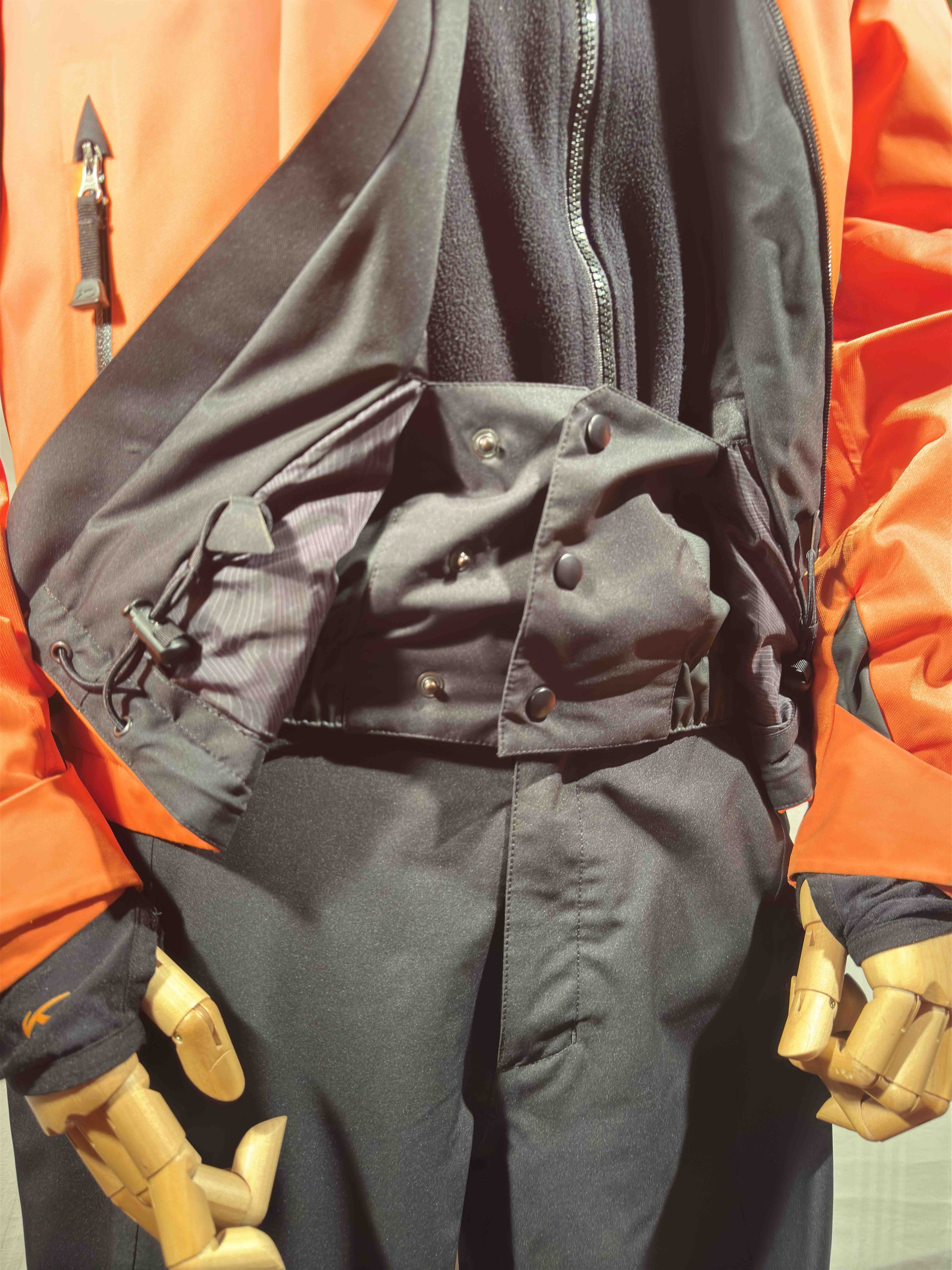 KJUS Kjus Snowsuit Size US L / EU 52-54 / 3 - 4 Thumbnail