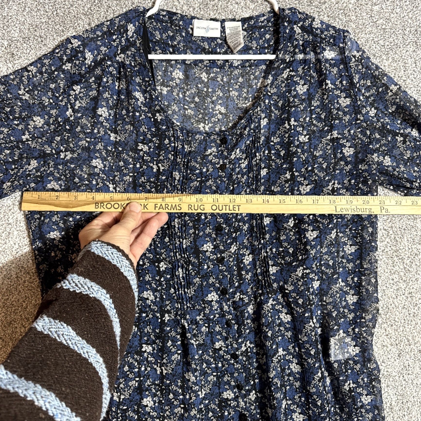 Vintage Jaclyn Smith Blouse Tank Top Women Size L Blue Floral Round Neck Button Long Sleeve Casual Vintage: No Menus Size L / US 10 / IT 46 - 3 Thumbnail