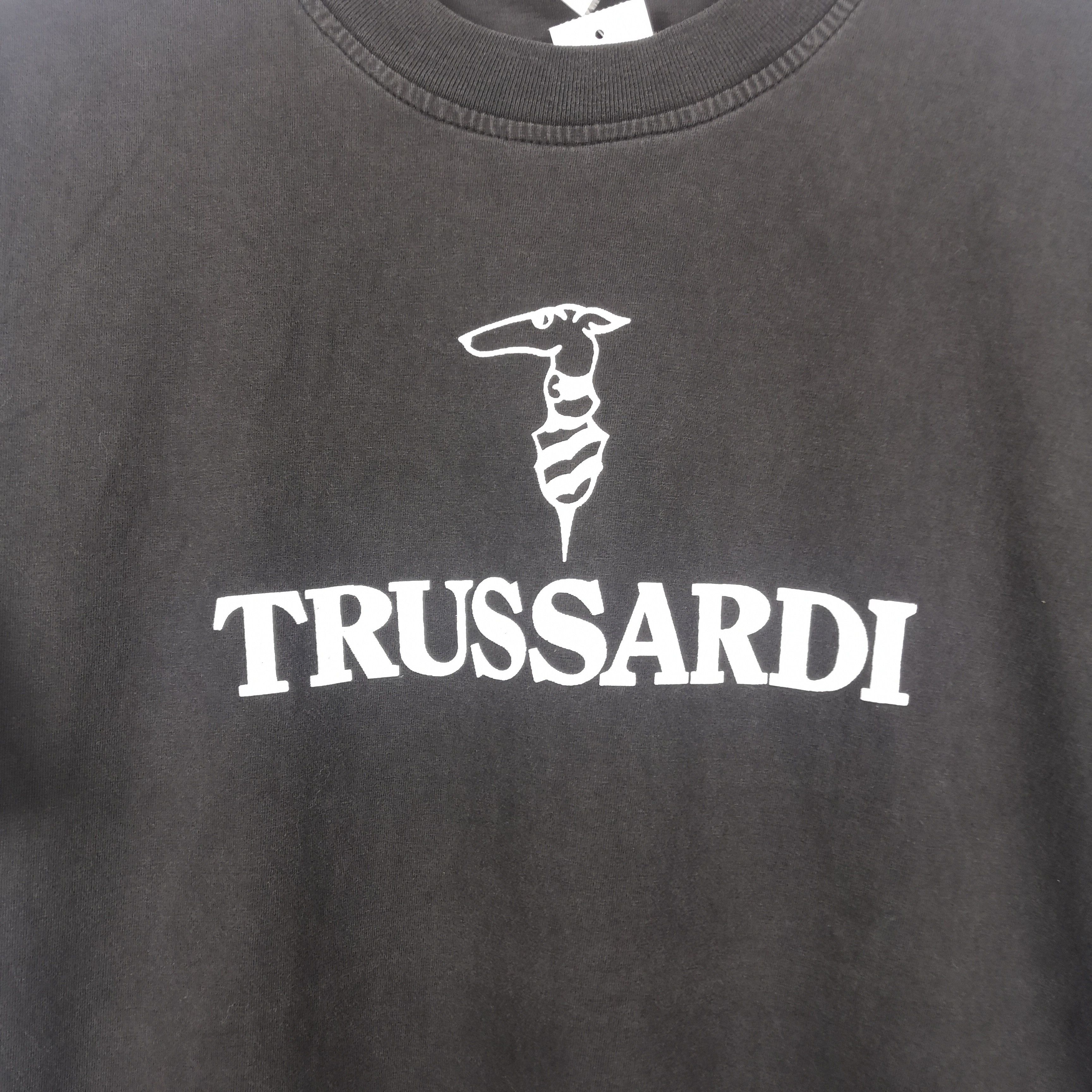 Trussardi Vintage Trussardi T-Shirt Big Logo Trussardi Crewneck Tee Size US M / EU 48-50 / 2 - 3 Thumbnail
