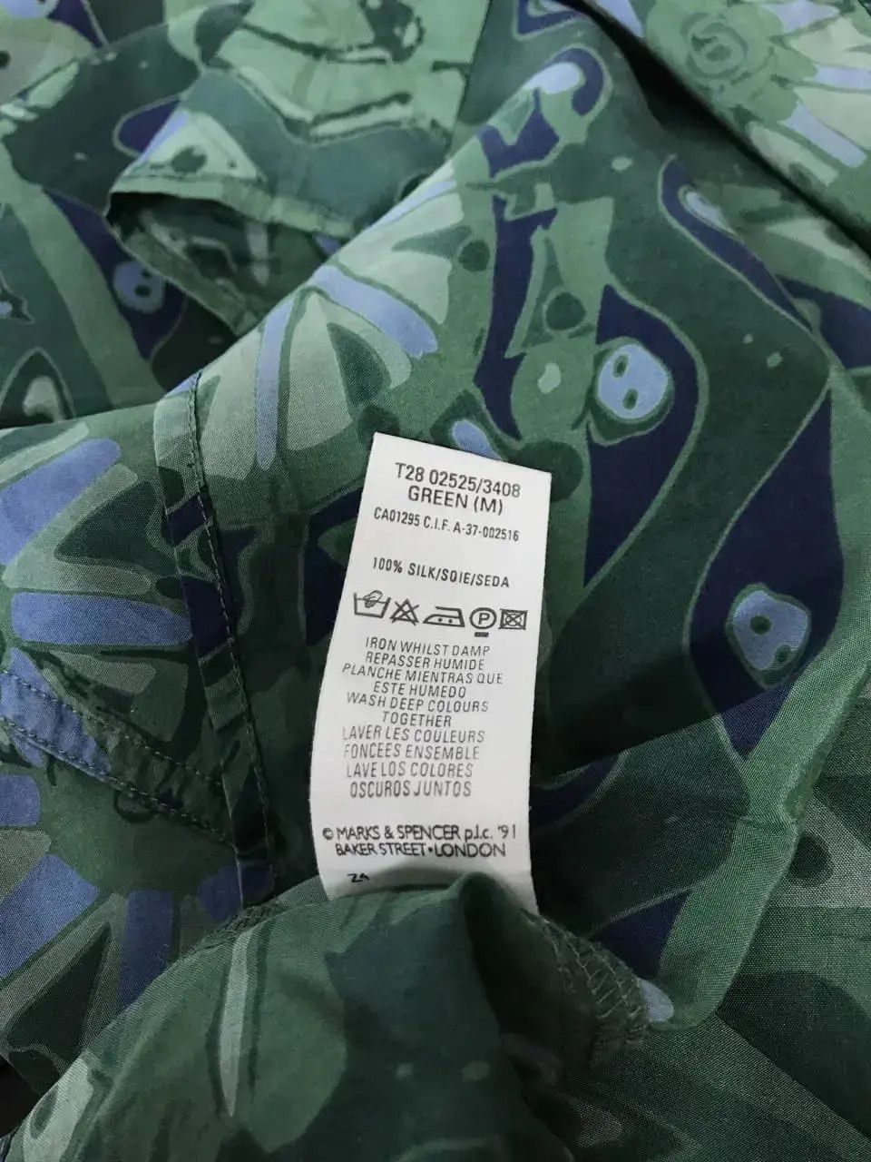 Marks & Spencer Hawaiian shirt silk vintage Size US M / EU 48-50 / 2 - 5 Thumbnail