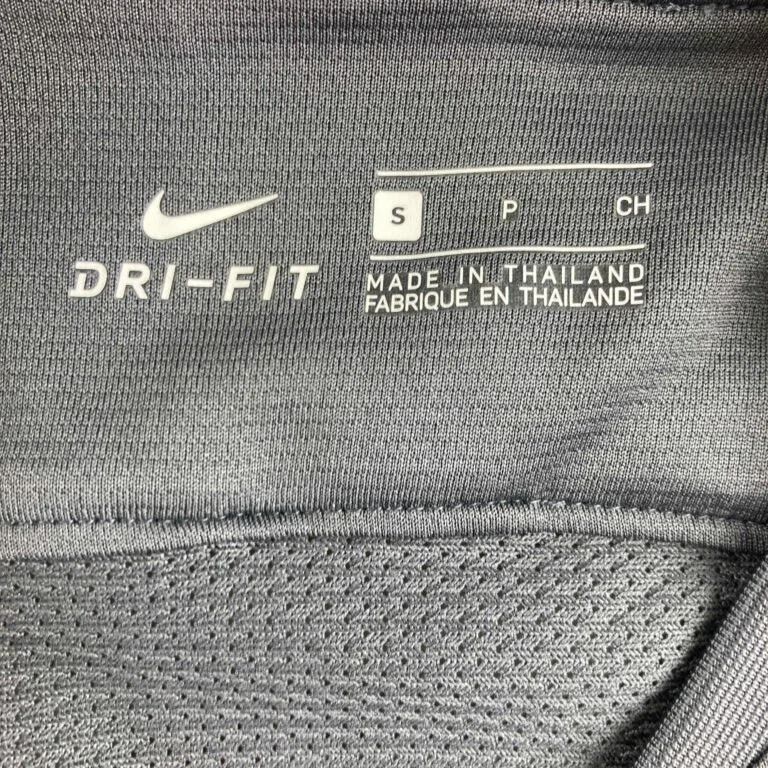 Nike Internazionale Inter Milan 19-20 training football jersey S Size US S / EU 44-46 / 1 - 4 Thumbnail