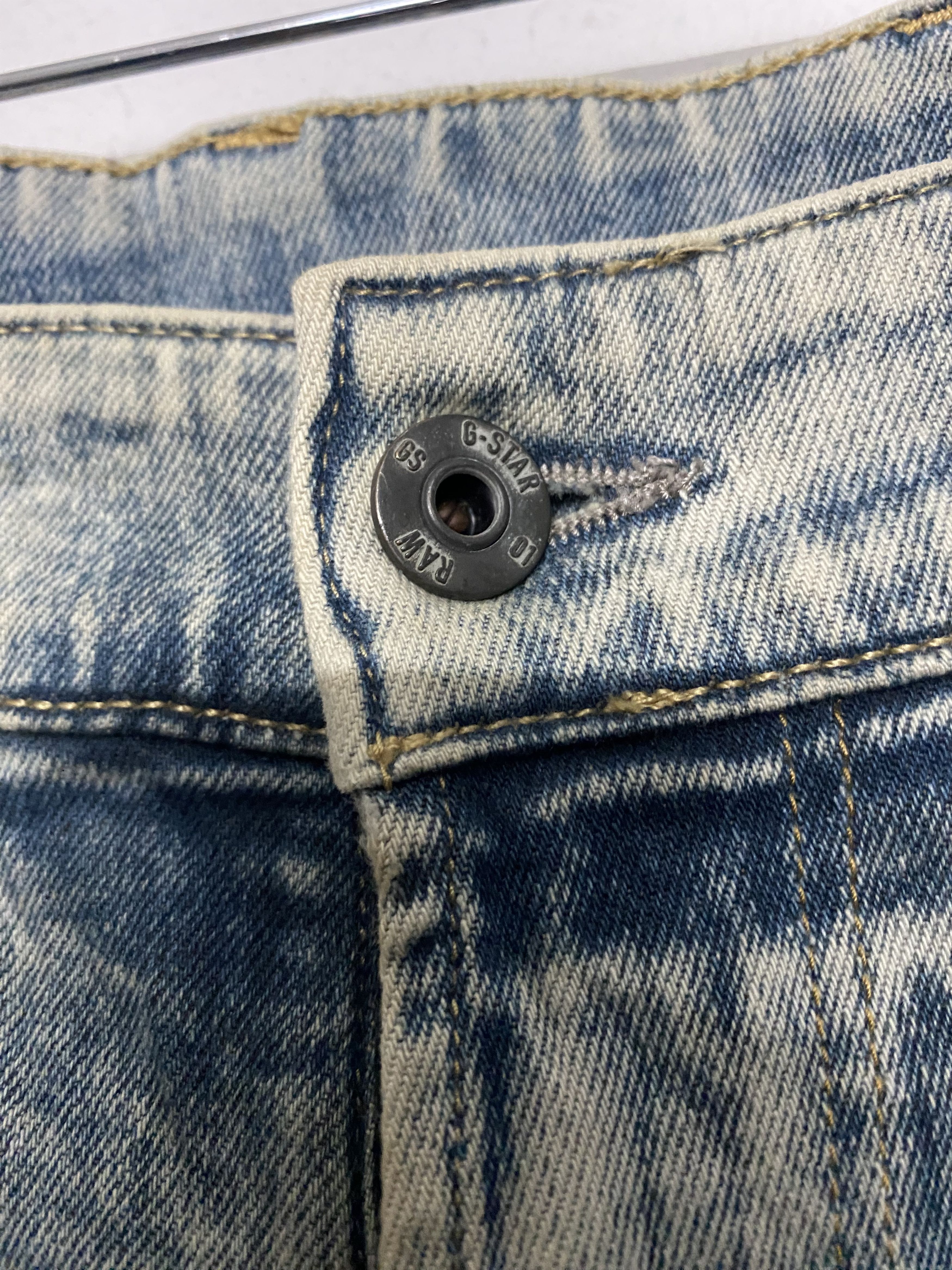 G-Star RAW Revend Super Slim Jeans Acid Wash Distressed jean