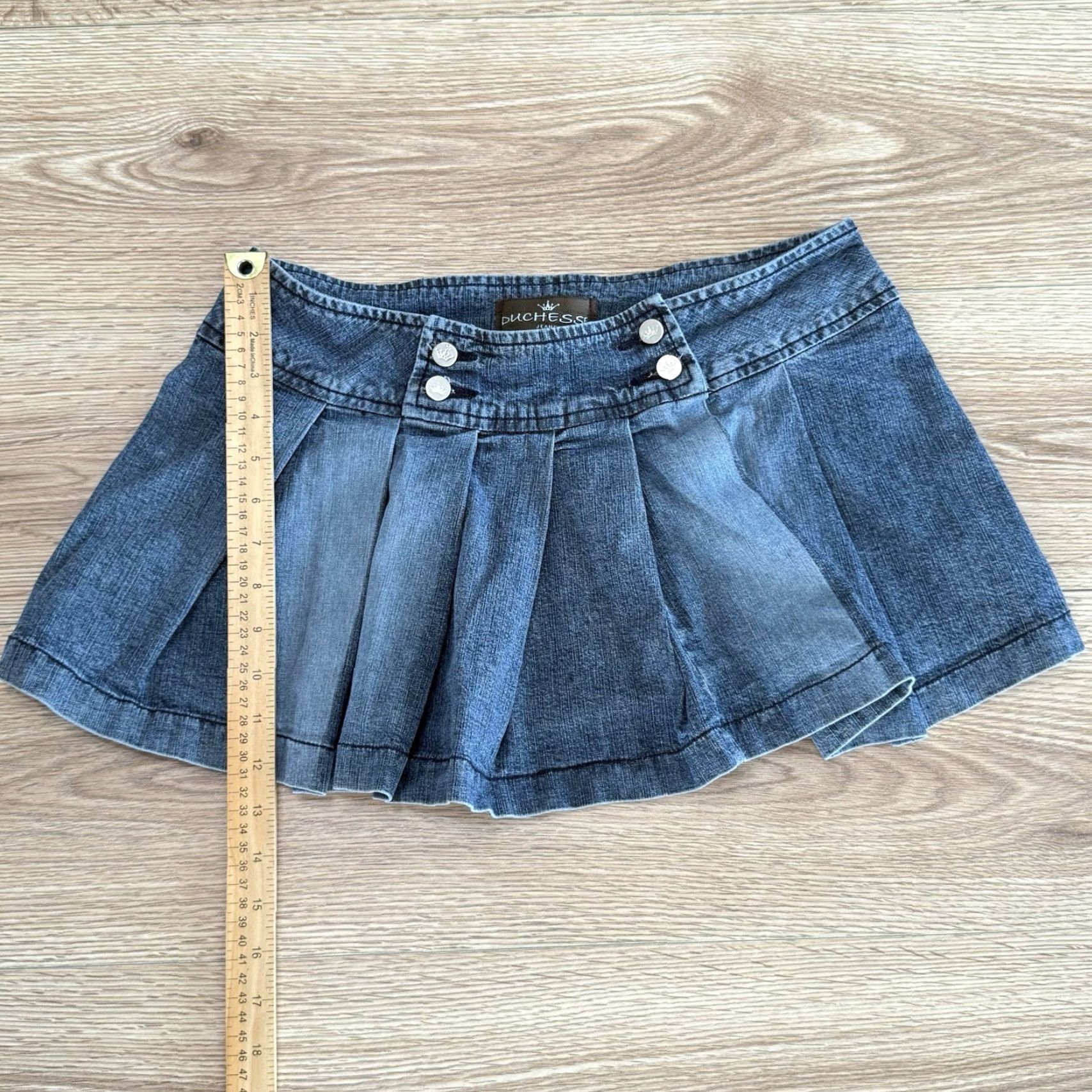 Denime VINTAGE Duchess Denim Skirt Juniors Short Mini Pleated Cotton Blend Blue 11 Women Size 32" / US 10 / IT 46 - 7 Thumbnail