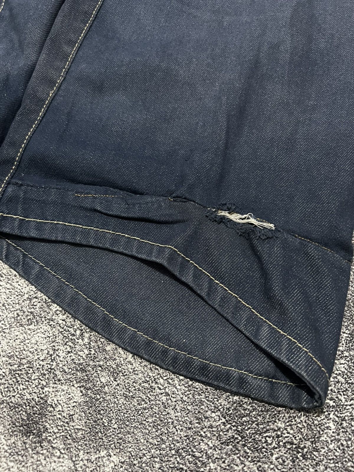 Levi's Vintage Clothing Levis Engineered Buckle Back Twisted Jeans Size US 31 - 12 Thumbnail