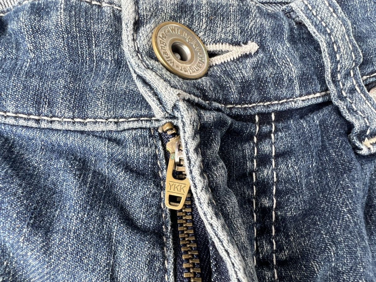 Vintage × Wrangler VINTAGE WRANGLER SKULL EMBROIDERED DENIM SHORTS Size US 28 / EU 44 - 11 Thumbnail
