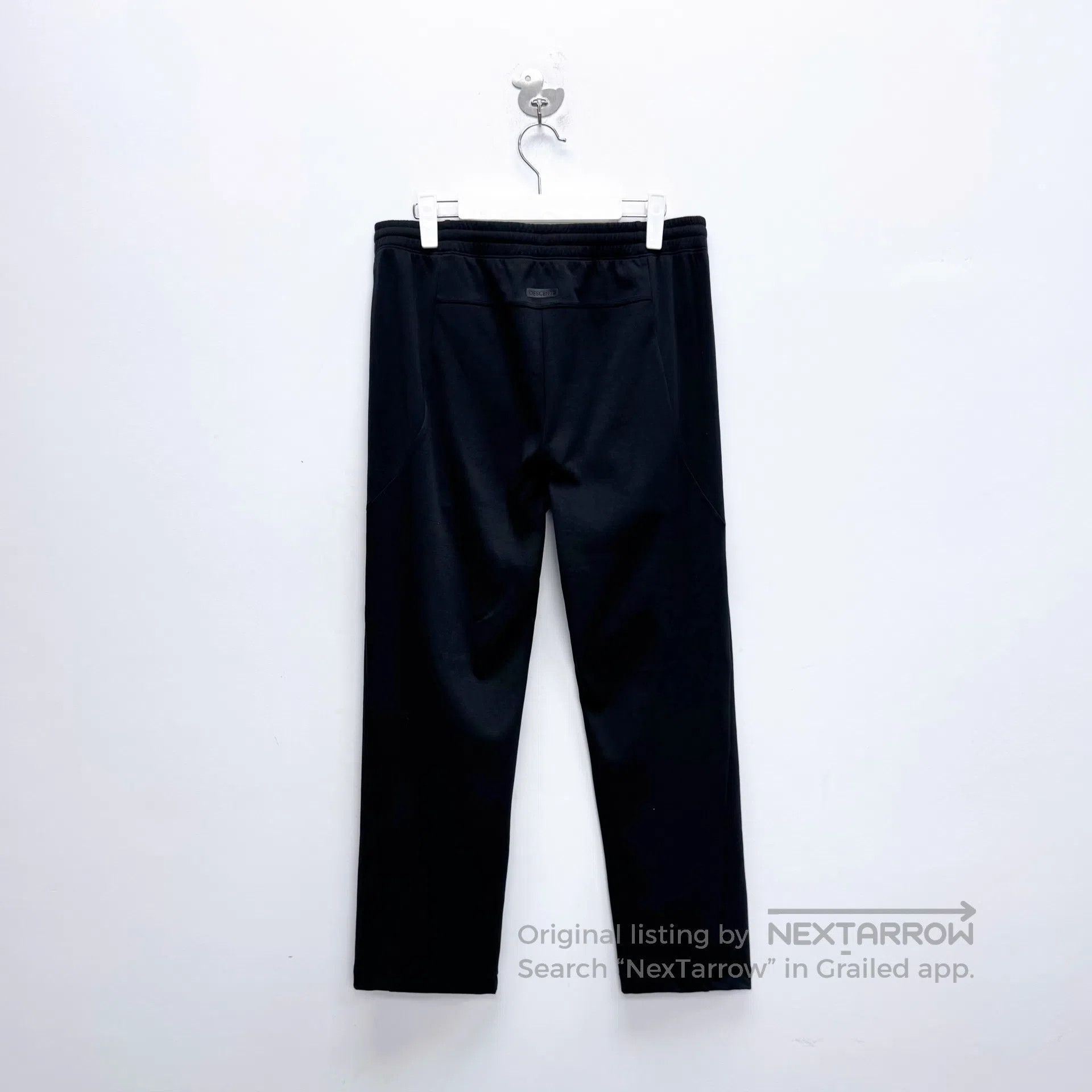 Descente Descente size XL Black Logo Sweatpants| Size US 27 - 2 Thumbnail