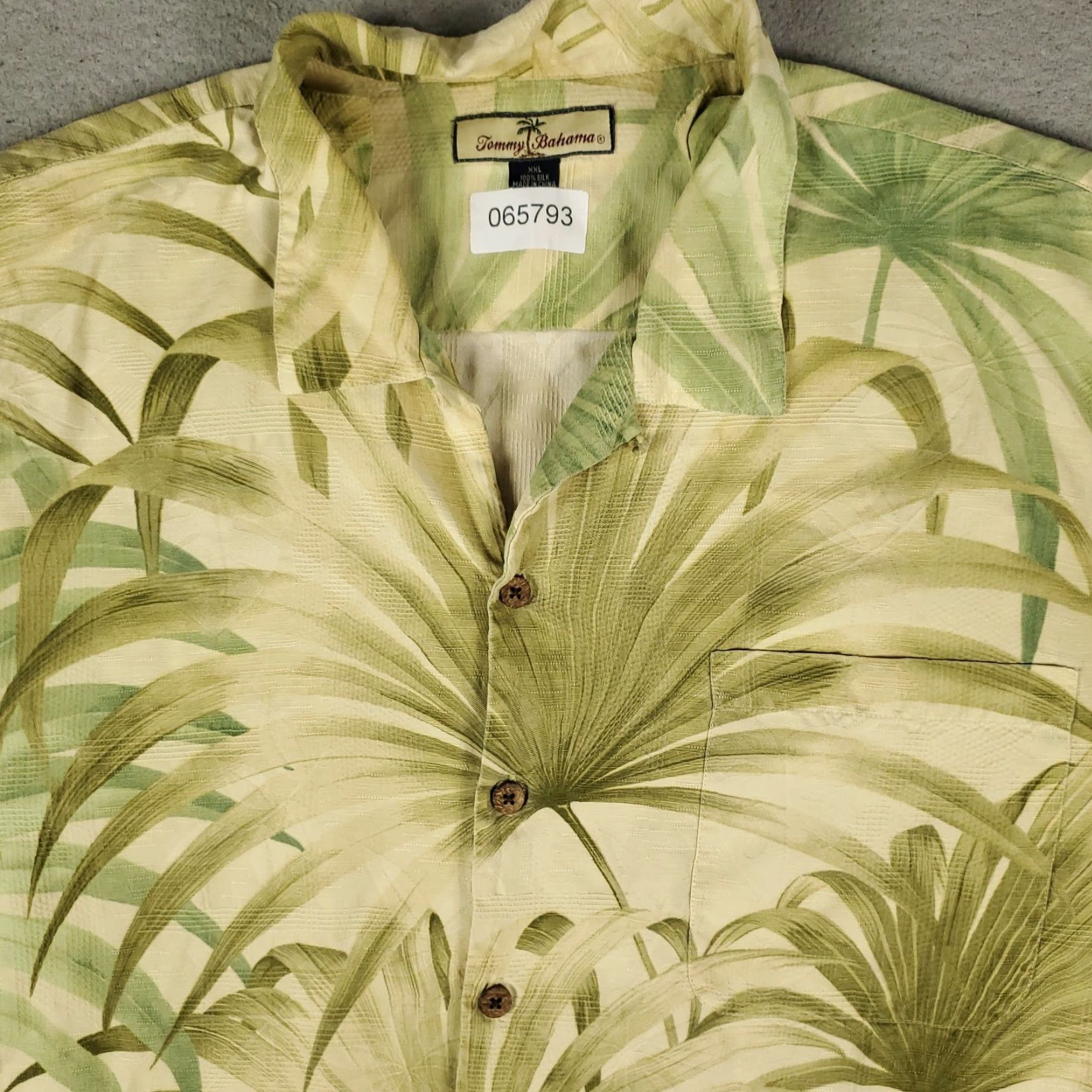 Tommy Bahama Tommy Bahama Shirt Mens 2XL Silk Hawaiian Button Up Short Sleeve Ivory/Yellow Purple Floral Silk Hawaiian Button-Up Casual Mens 2XL Size US XXL / EU 58 / 5 - 2 Thumbnail
