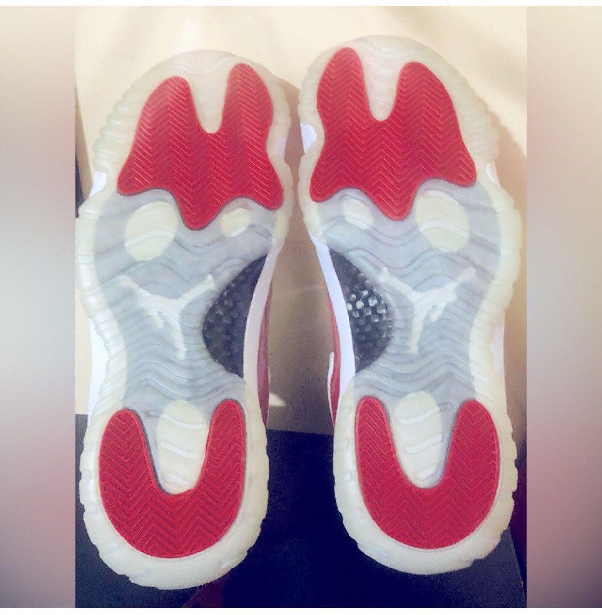 Jordan Brand Jordan 11 Low Cherry Retro - Exclusive limited stock Size US 9.5 / EU 42-43 - 15 Thumbnail