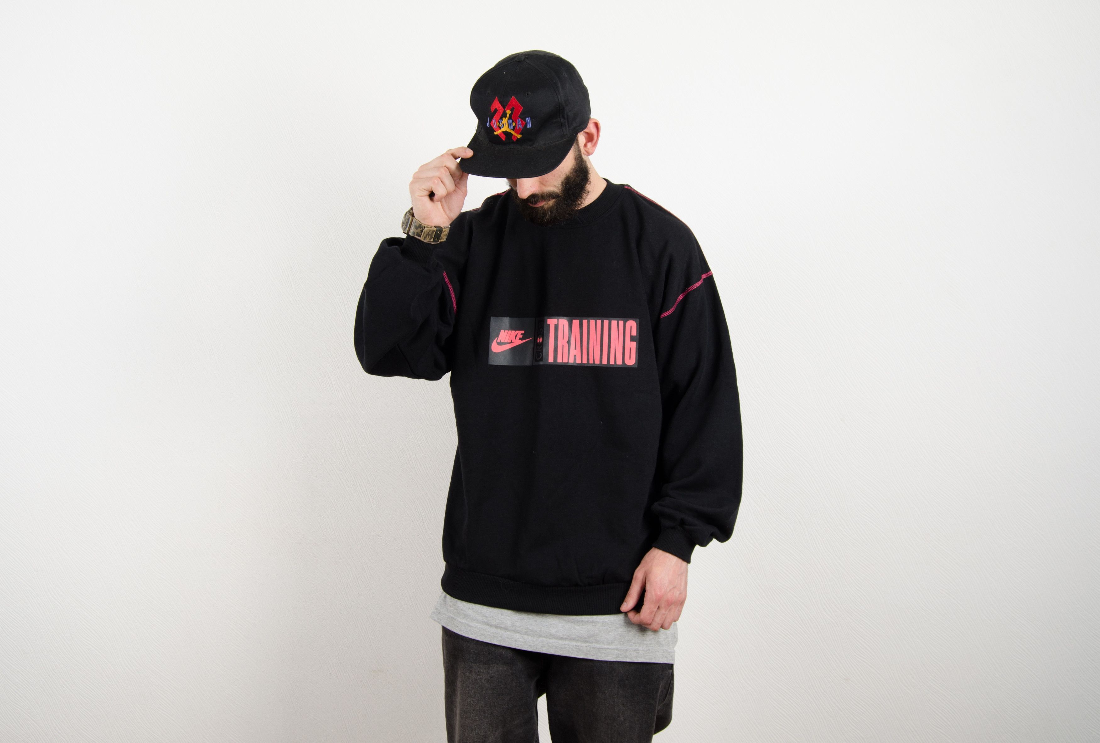 Nike Vintage Nike Cross Training Big logo Sweatshirt Size US XL / EU 56 / 4 - 1 Thumbnail