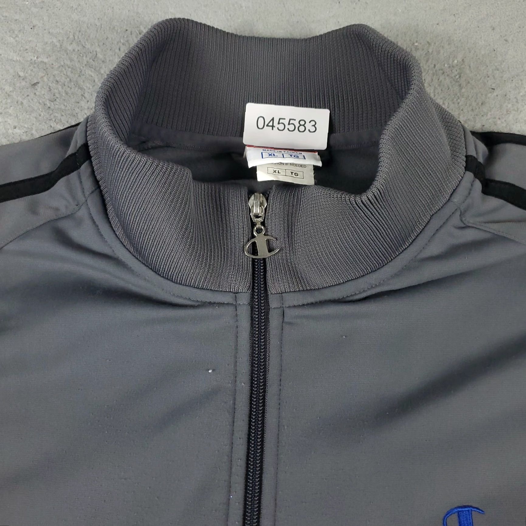 Champion Champion Jacket Mens XL Gray Full Zip Up Track Sweater Sweatshirt Size US XL / EU 56 / 4 - 2 Thumbnail