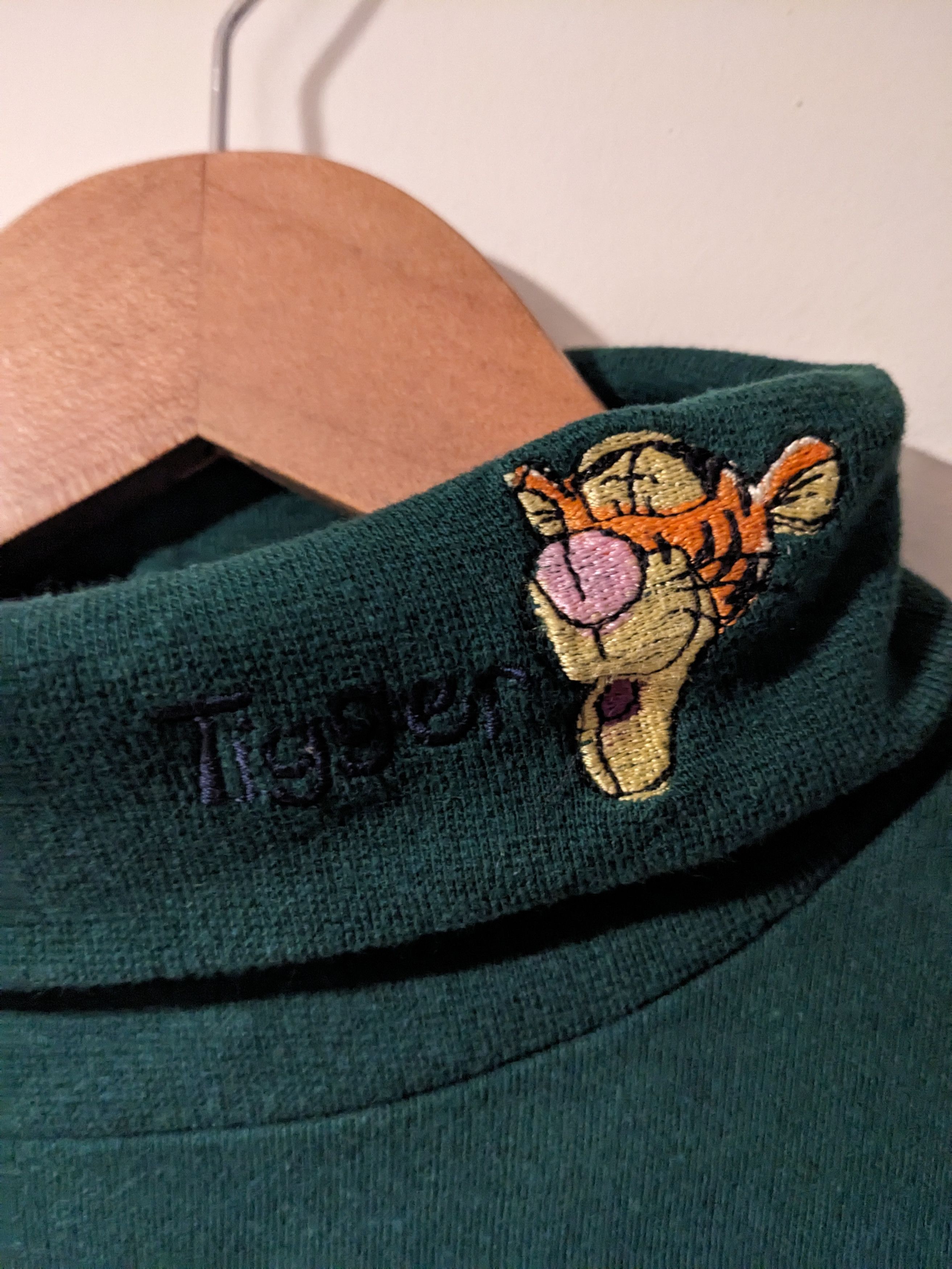 Disney × Vintage Vintage 90s Winnie the Pooh Tigger Turtle Neck Long-Sleeve Size US S / EU 44-46 / 1 - 2 Thumbnail