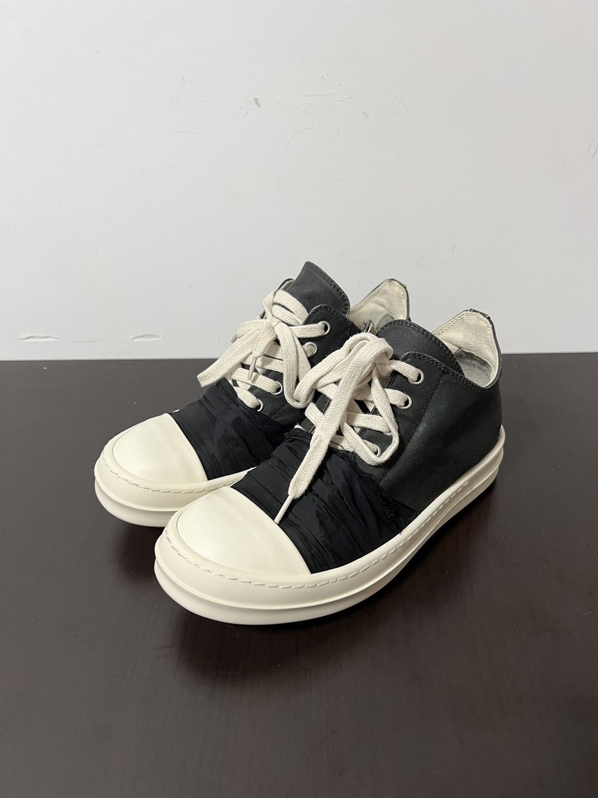 Rick Owens Drkshdw Rick owens drkshdw ramones low top sneakers sz35 Size US 5 / IT 35 - 1 Thumbnail