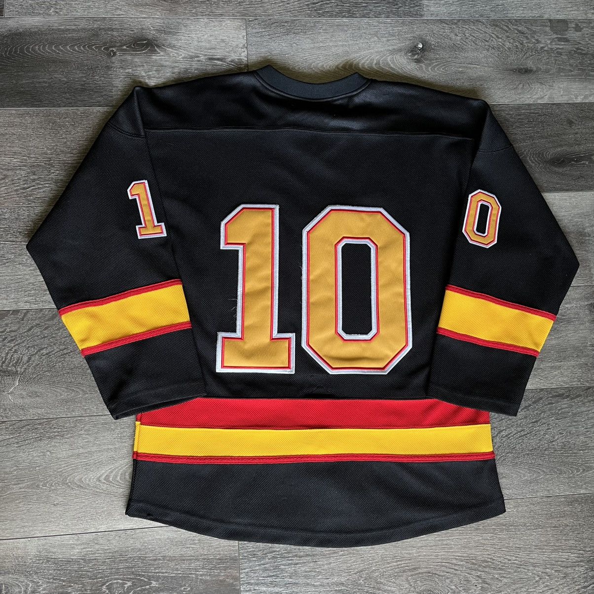 Vintage Vintage Les Boys Movie Headgear Classics Hockey Jersey #10 Size US M / EU 48-50 / 2 - 2 Thumbnail
