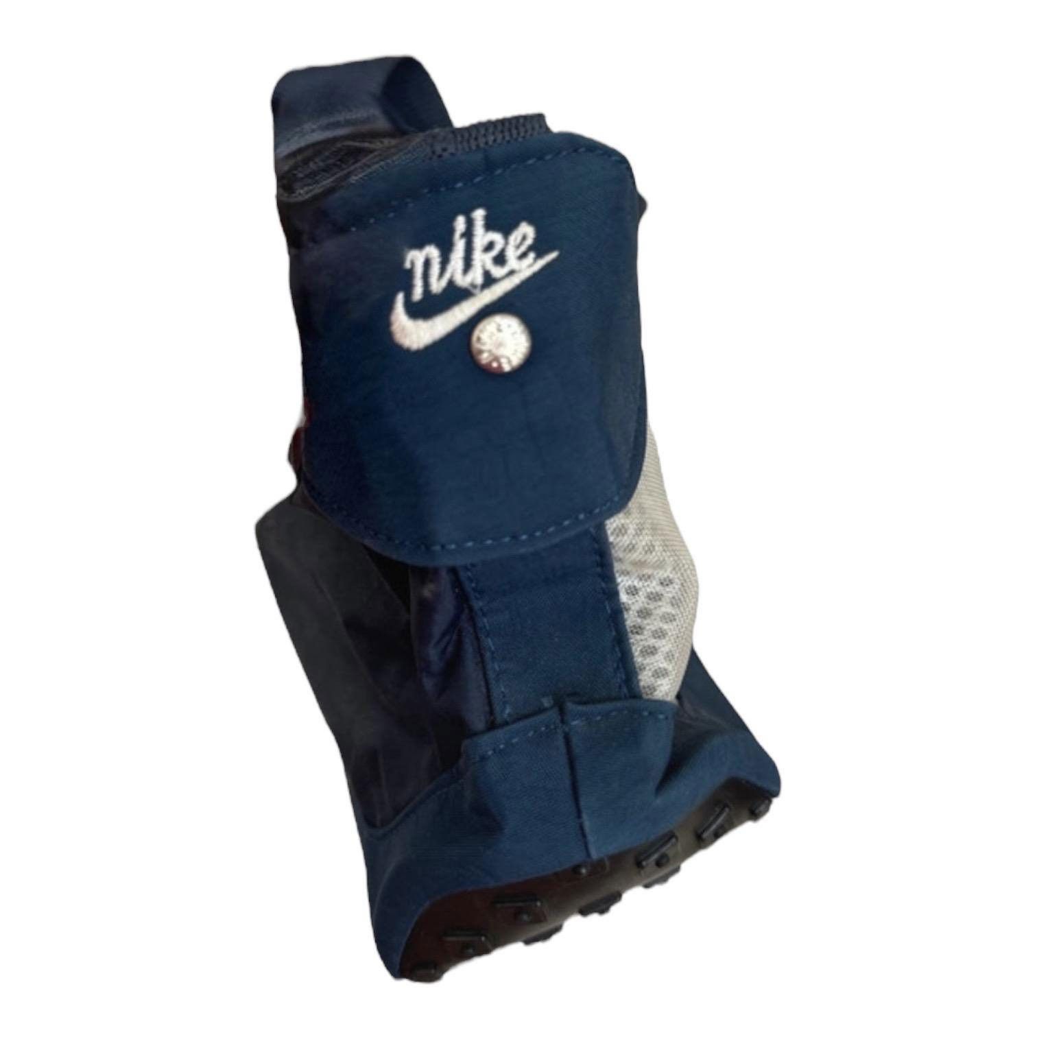 Nike The Nike Mini Baguette Sneaker Sole Bag Size ONE SIZE - 4 Thumbnail