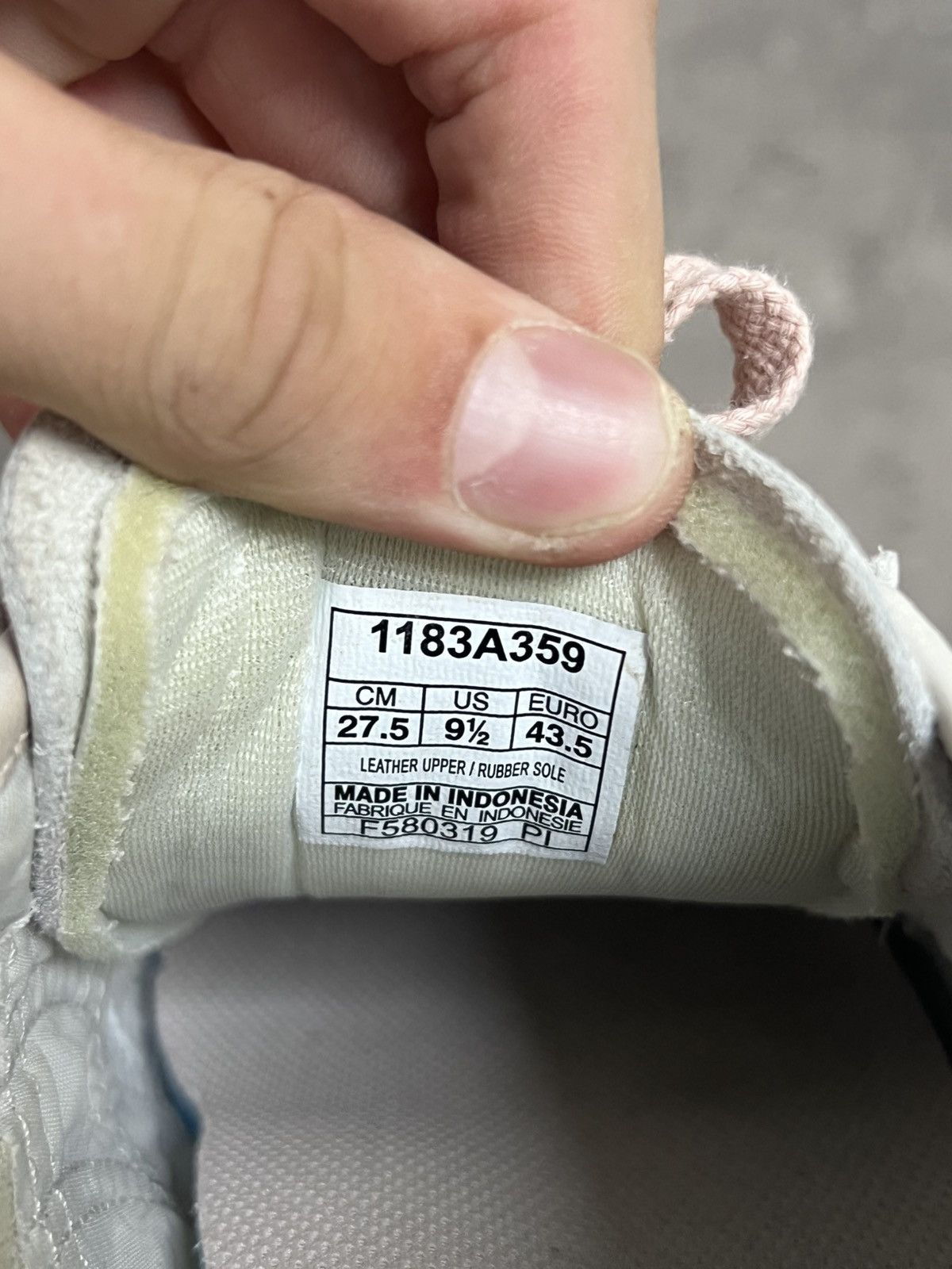 Asics Asics Onitsuka Tiger shoes sneakers Size US 9.5 / EU 42-43 - 7 Thumbnail