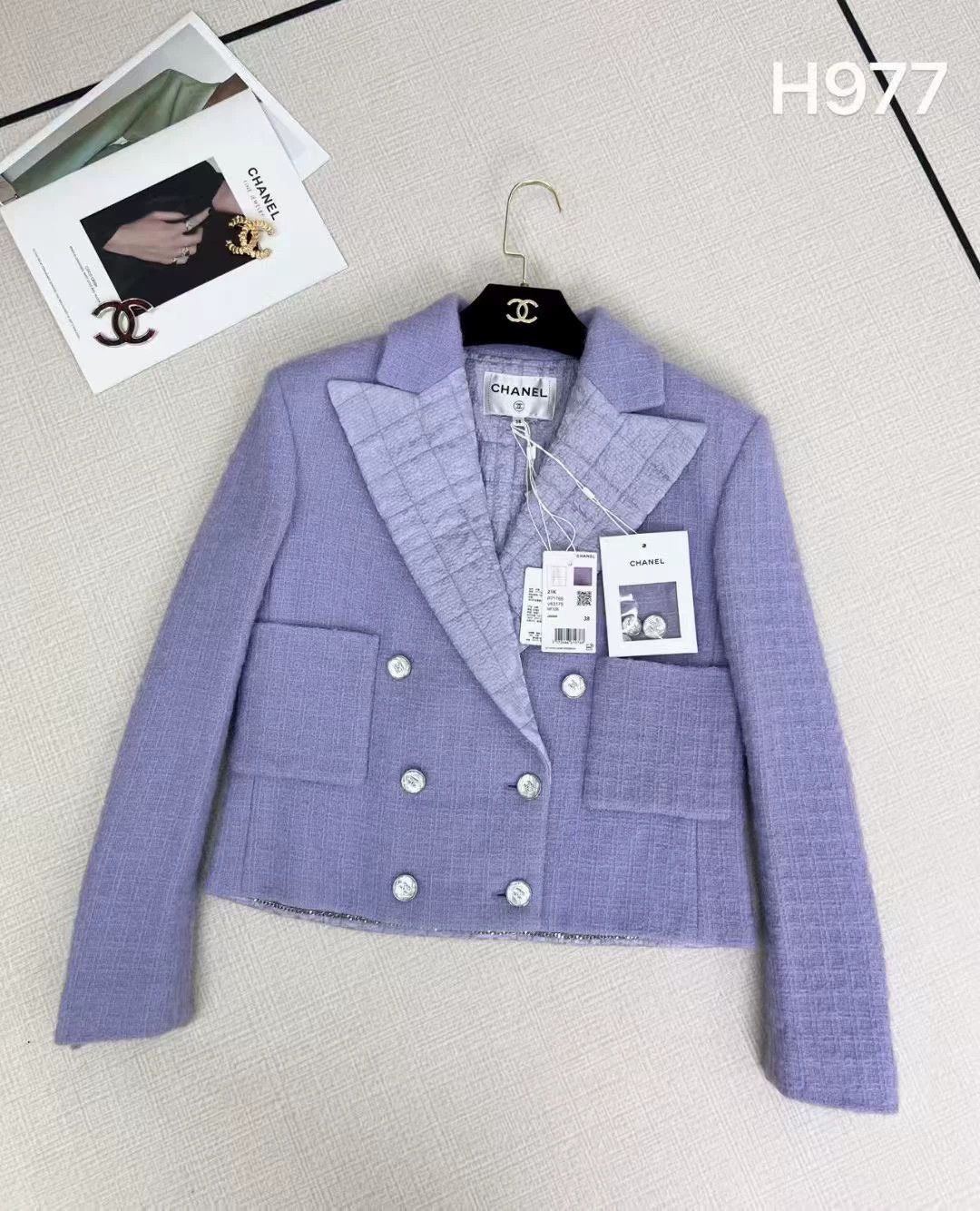 CHANEL Purple Collar Short Jacket - dmc