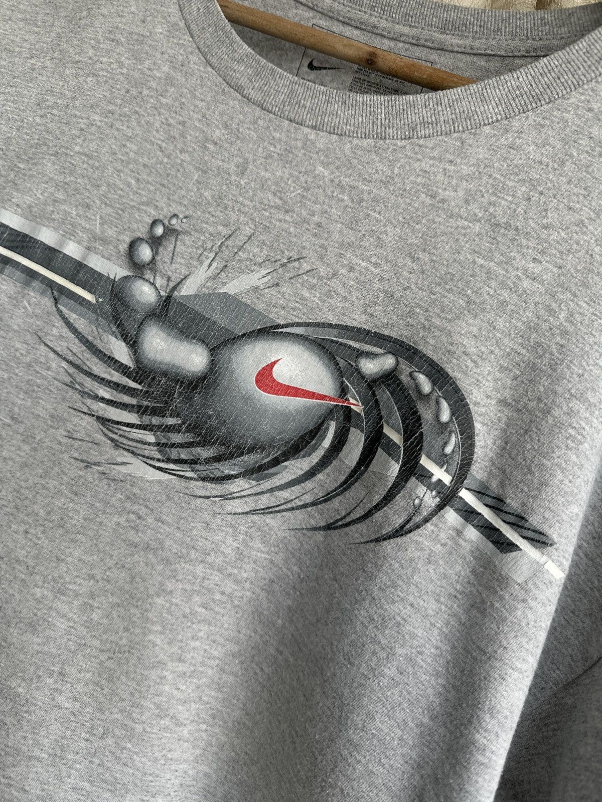 Nike 00s Nike Vintage T-Shirt Big Logo Triball Tee Swoosh Size US XL / EU 56 / 4 - 7 Thumbnail