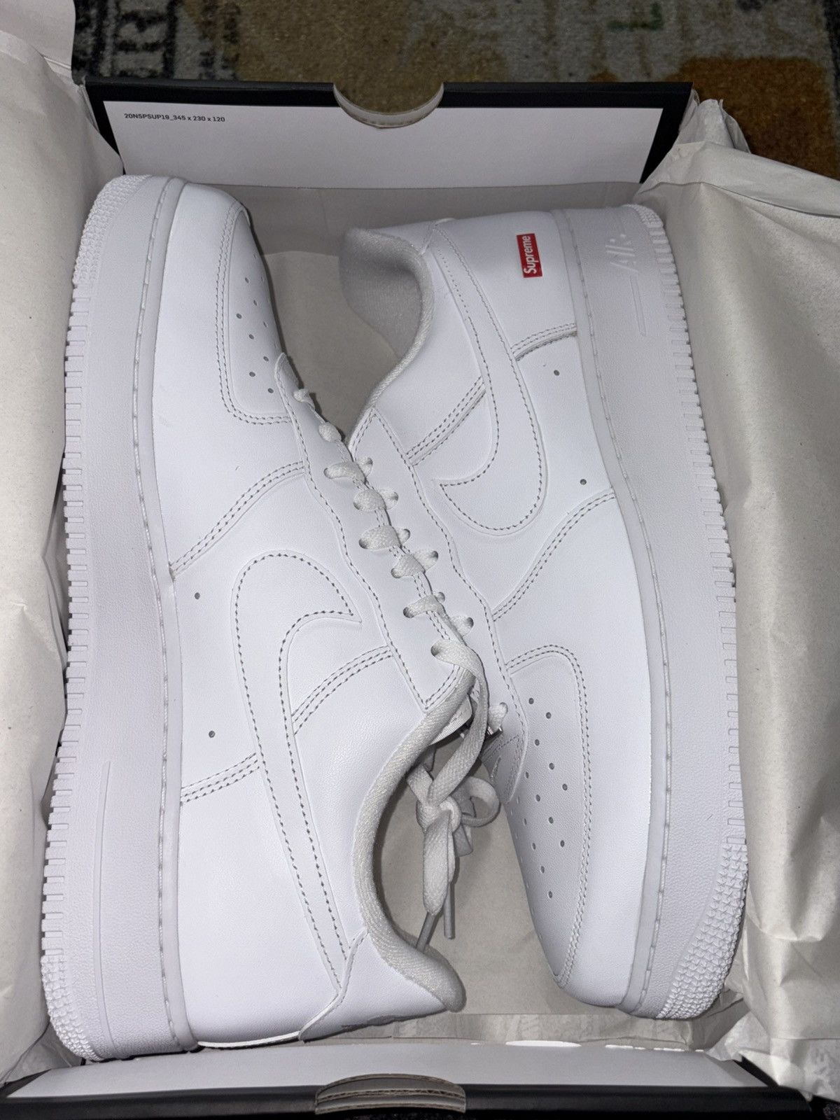 Nike × Supreme Supreme Nike Air Force 1 Low White Size US 13 / EU 46 - 2 Thumbnail