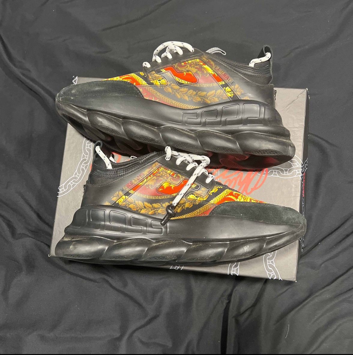 Versace Chain Reaction twill