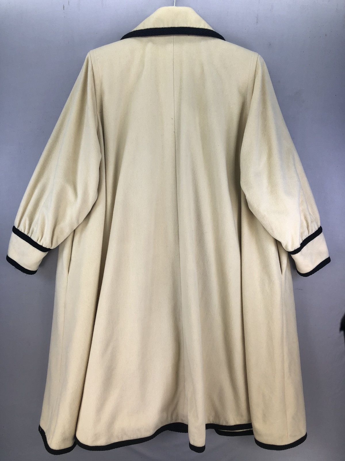 Yves Saint Laurent Archive 80’s Yves Saint Laurent Difussion Femme Heavy Coat Size M / US 6-8 / IT 42-44 - 6 Thumbnail