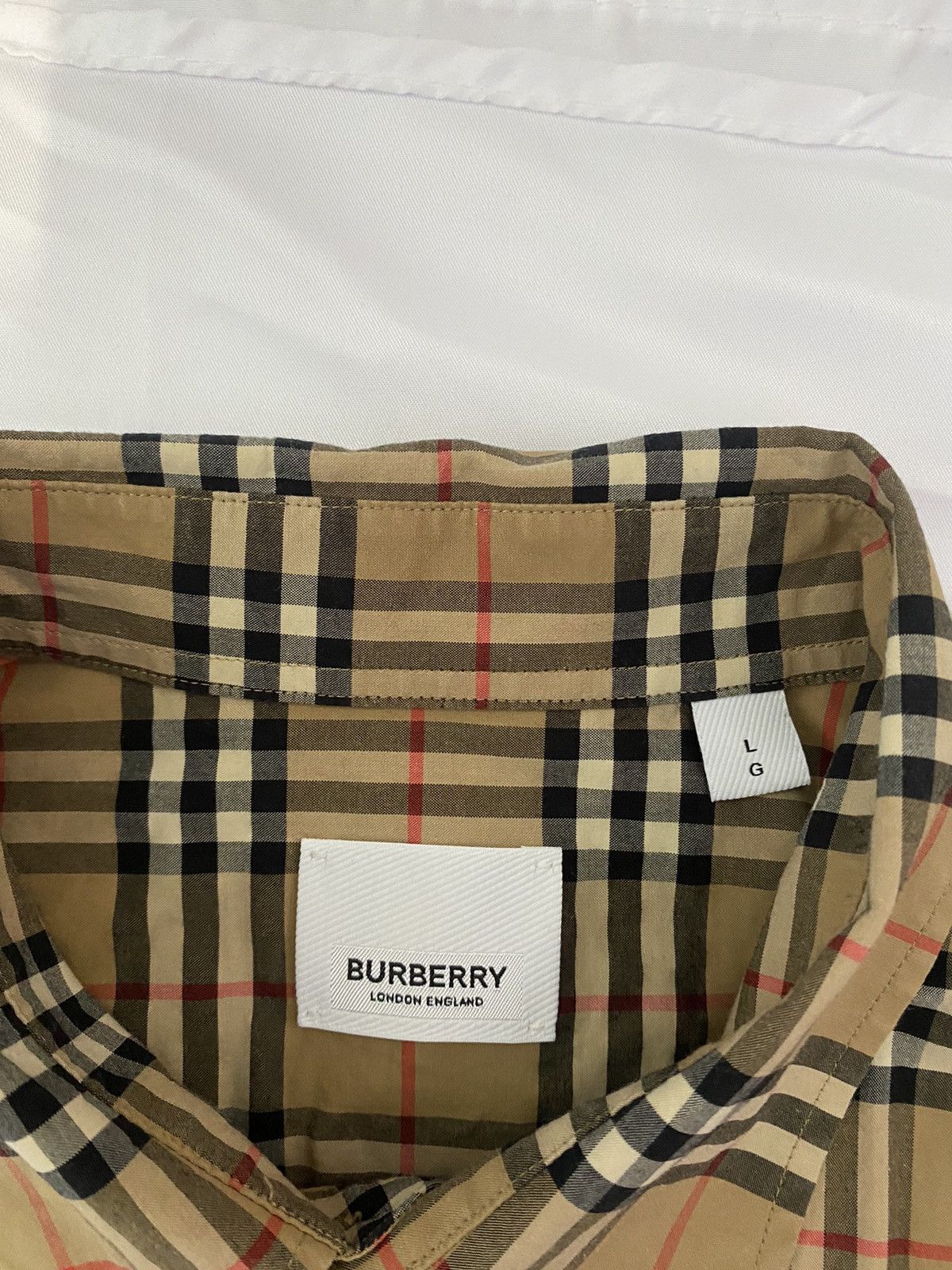 Burberry Burberry button-up short sleeve shirt Size US L / EU 52-54 / 3 - 2 Thumbnail