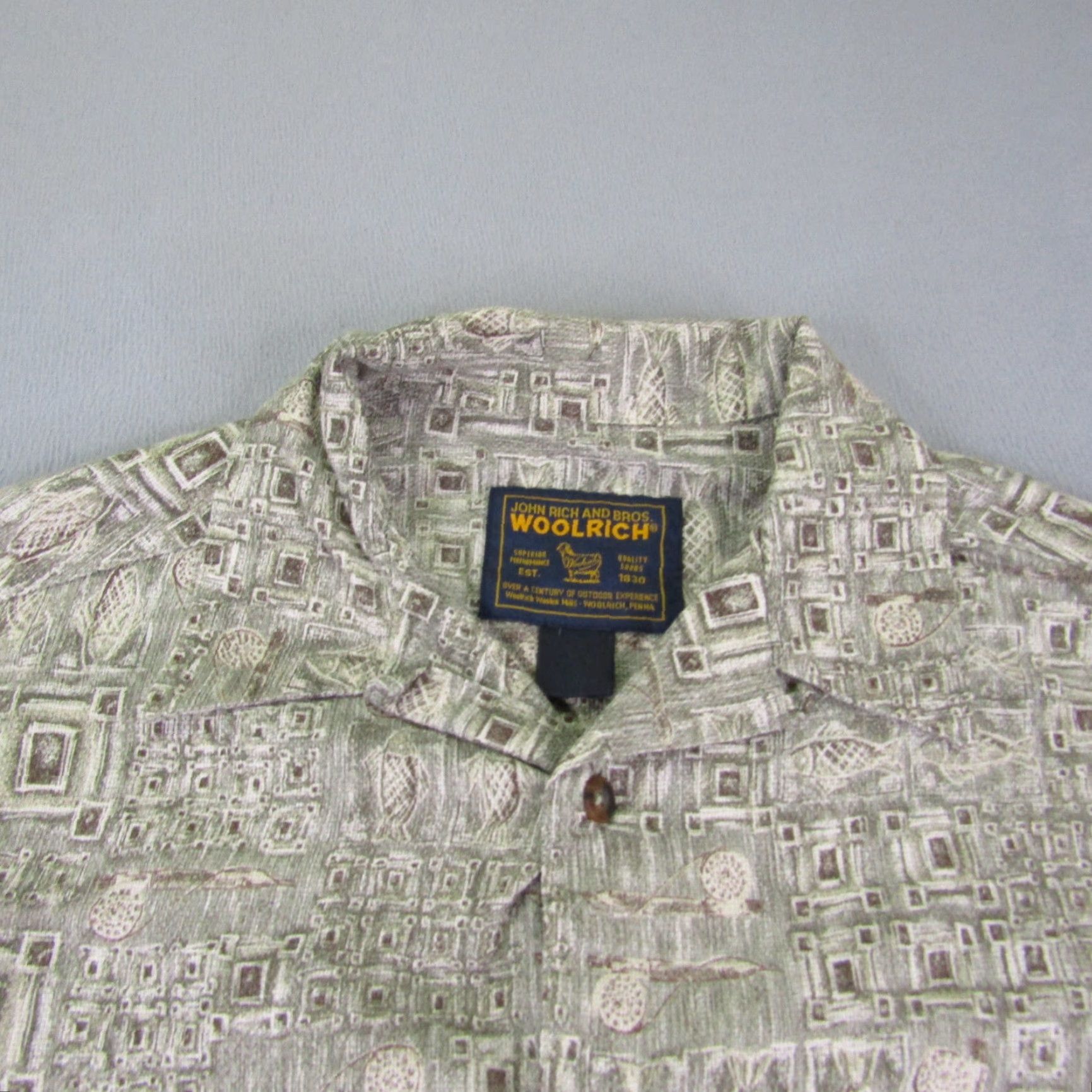 Vintage VINTAGE Woolrich Shirt Mens Large Green Tribal Button-Up Outdoor Casual Shirt Mens Large Green Tribal Button-Up Outdoor Casual Size US L / EU 52-54 / 3 - 2 Thumbnail