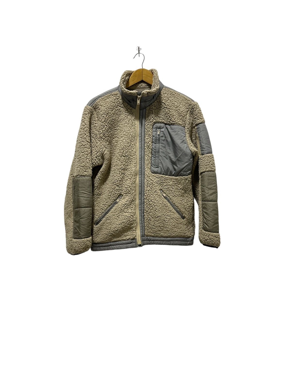 Fall/Winter 12 Undercover X Uniqlo Fleece Jacket Design