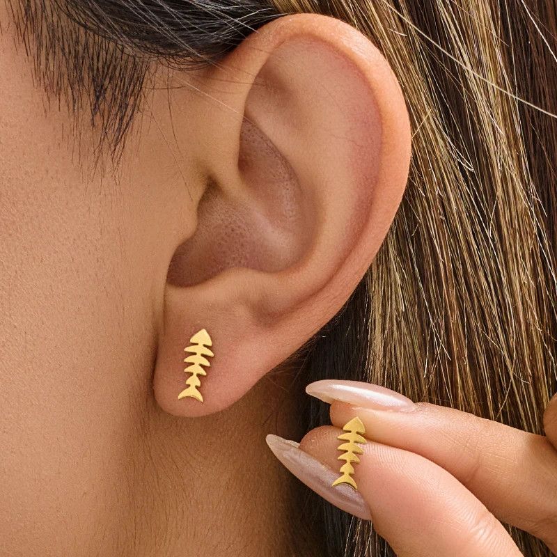 Jewelry Fish Bone Stud Earrings Charm Earring Gift Size ONE SIZE - 1 Thumbnail