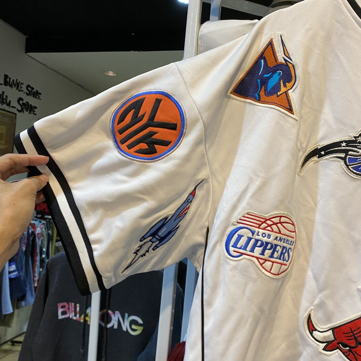NBA × Vintage RARE🤯🤯Vintage NBA patchwork all over logo jerseys white Size US XXL / EU 58 / 5 - 5 Thumbnail