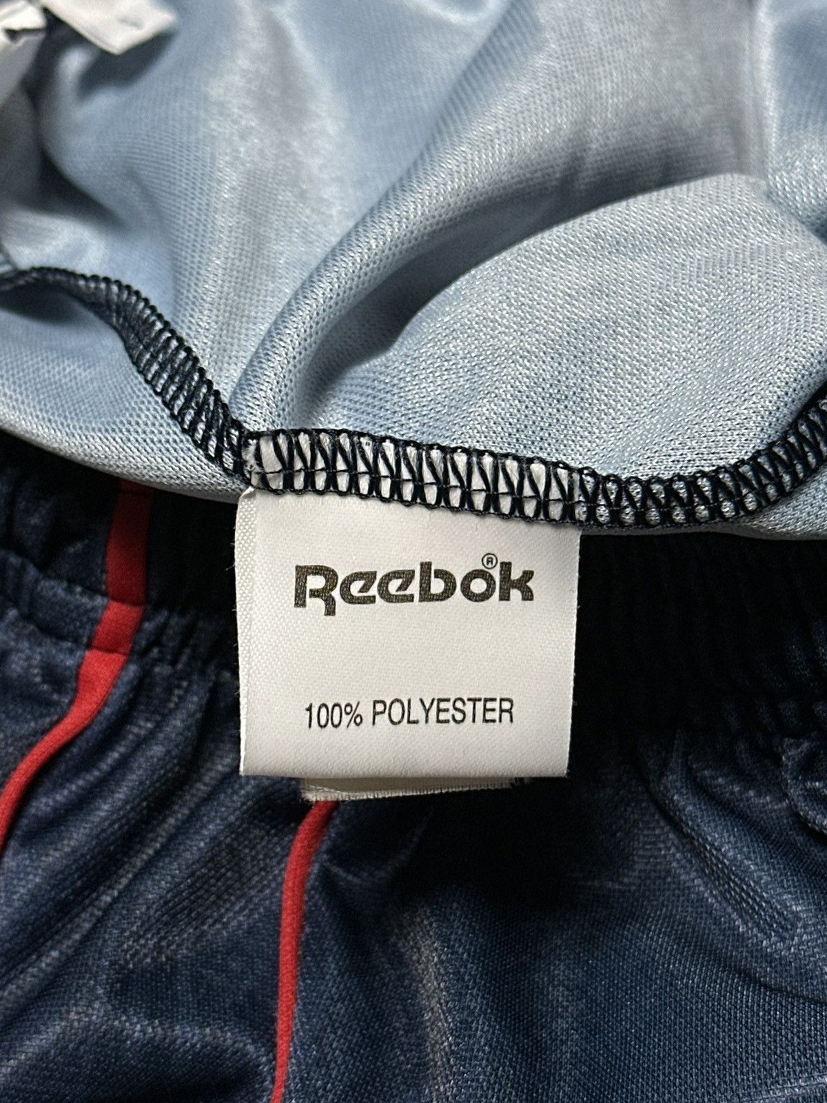 Reebok Vintage Reebok Bolton Wanderers Shorts Size US 30 / EU 46 - 10 Thumbnail