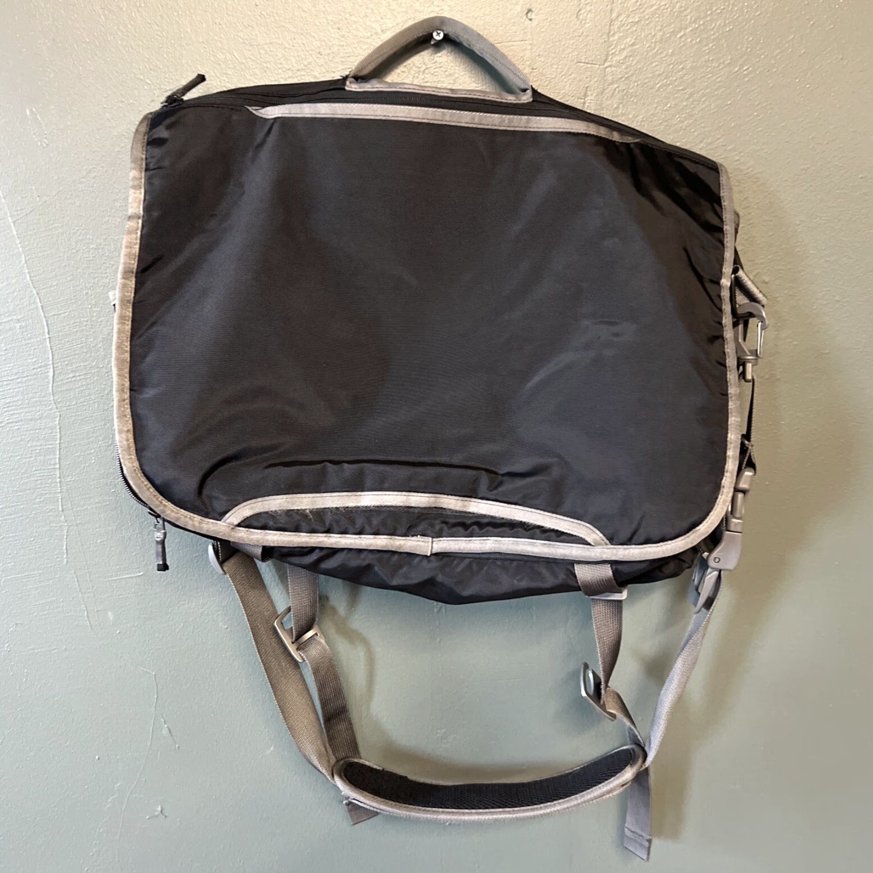 Vintage Timbuk2 Classic Messenger Bag Large Black Unisex Adults Nylon 18in 13in 4in Pockets Adjustable Strap Size ONE SIZE - 3 Thumbnail