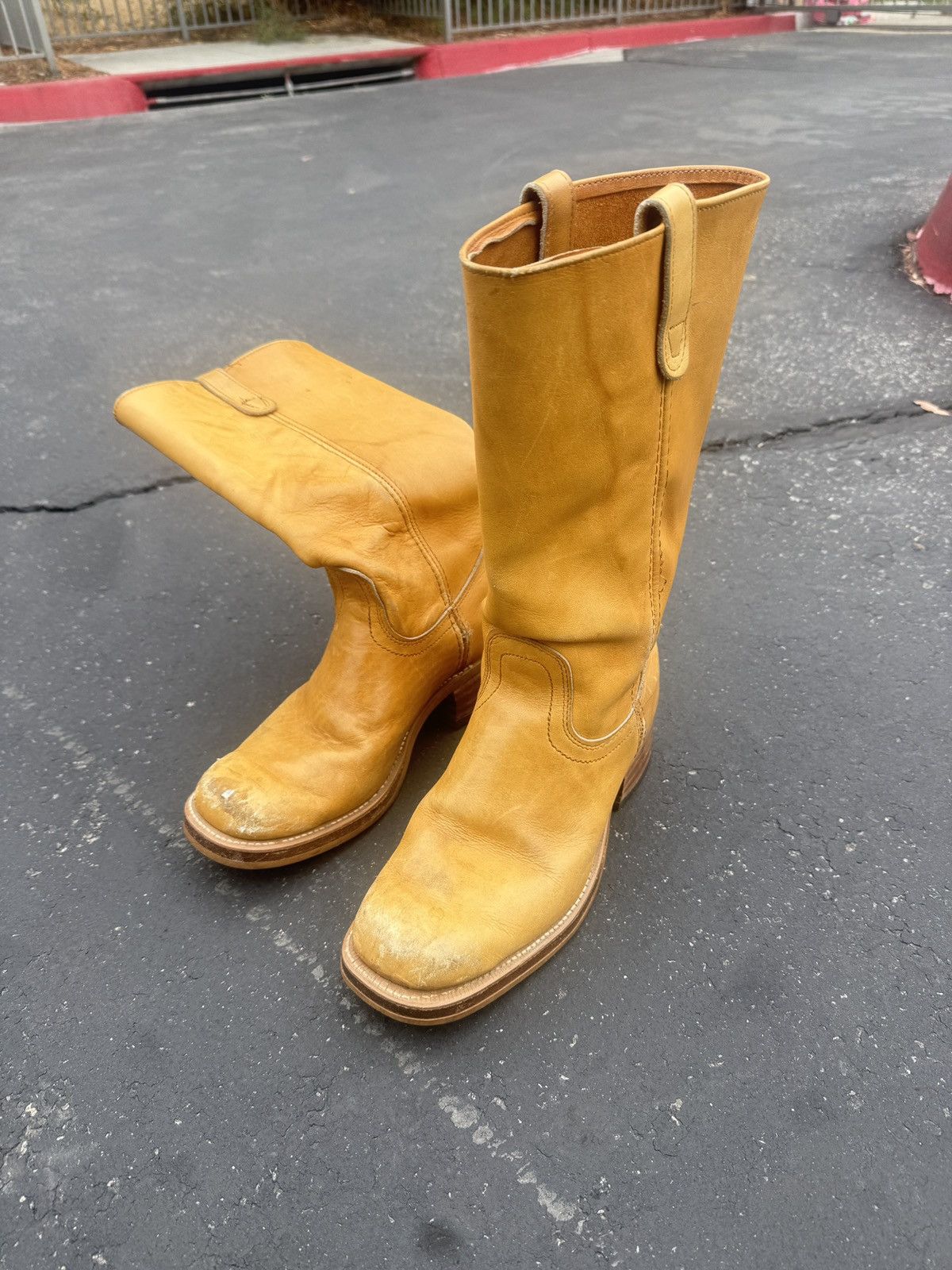 Frye Frye Size US 10 / EU 43 - 1 Thumbnail