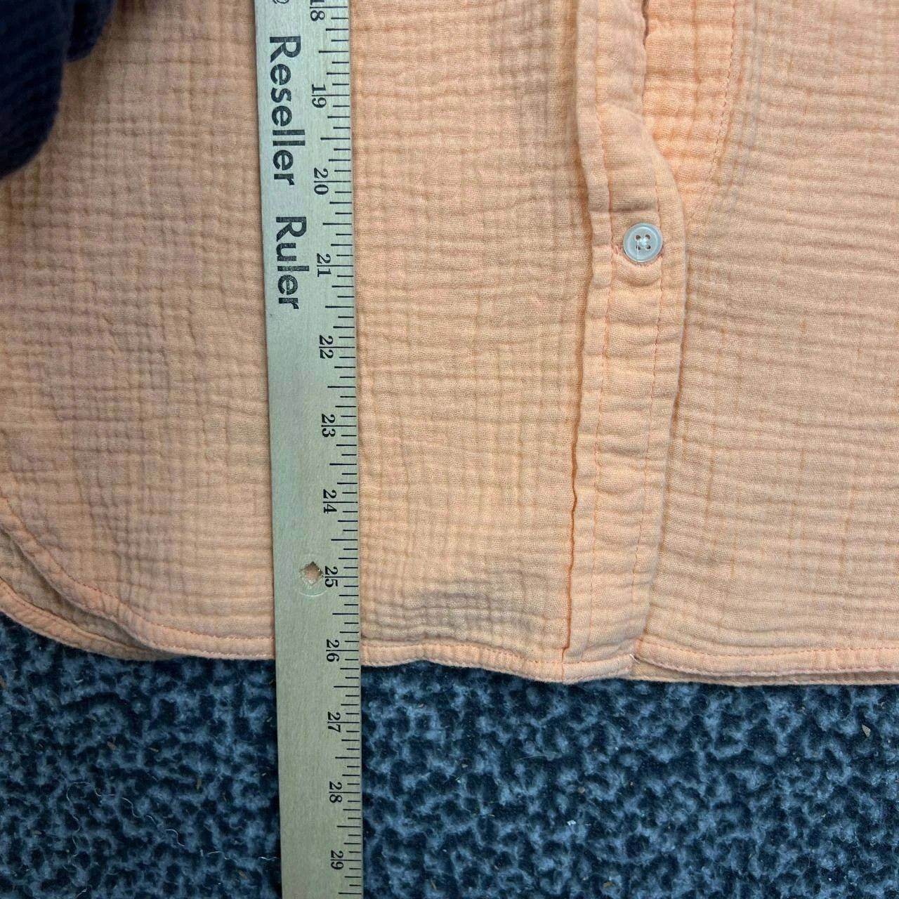 J.Crew J. Crew Button Up Shirt Women 0 Classic Fit Collared Cotton Size XS / US 0-2 / IT 36-38 - 4 Thumbnail