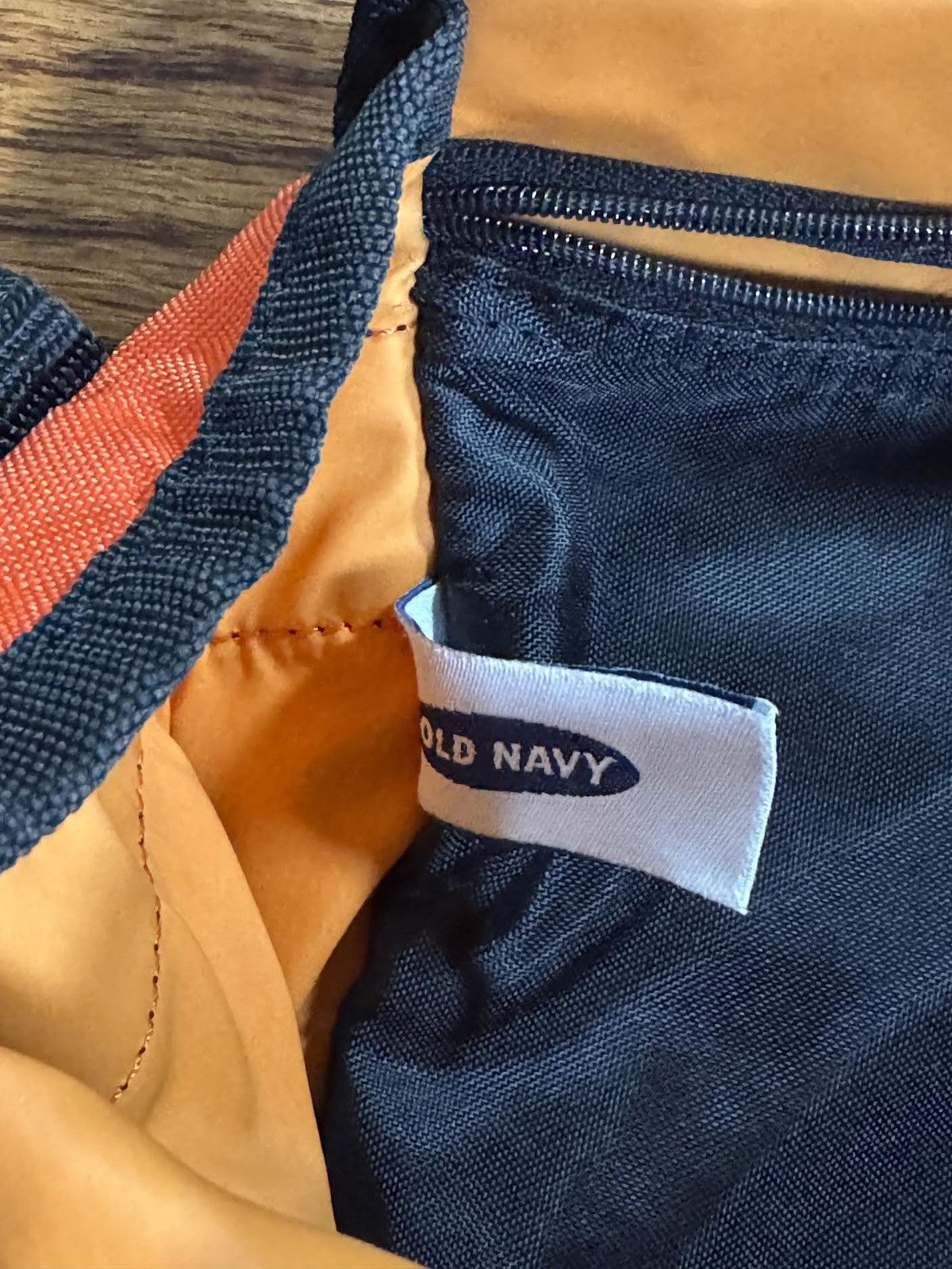 Old Navy Vintage Old Navy Mini Messenger Bag Size ONE SIZE - 4 Thumbnail