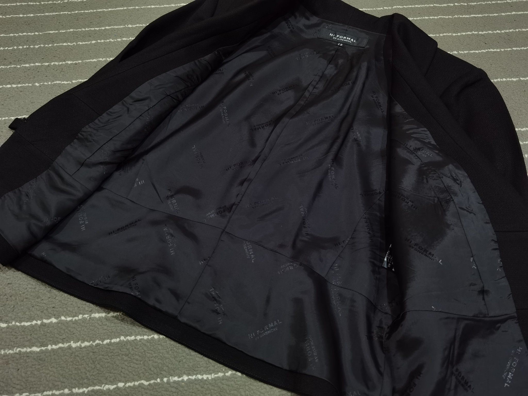 Givenchy GIVENCHY HI FORMAL designer BLAZER XS 7080 Size XS / US 0-2 / IT 36-38 - 8 Thumbnail