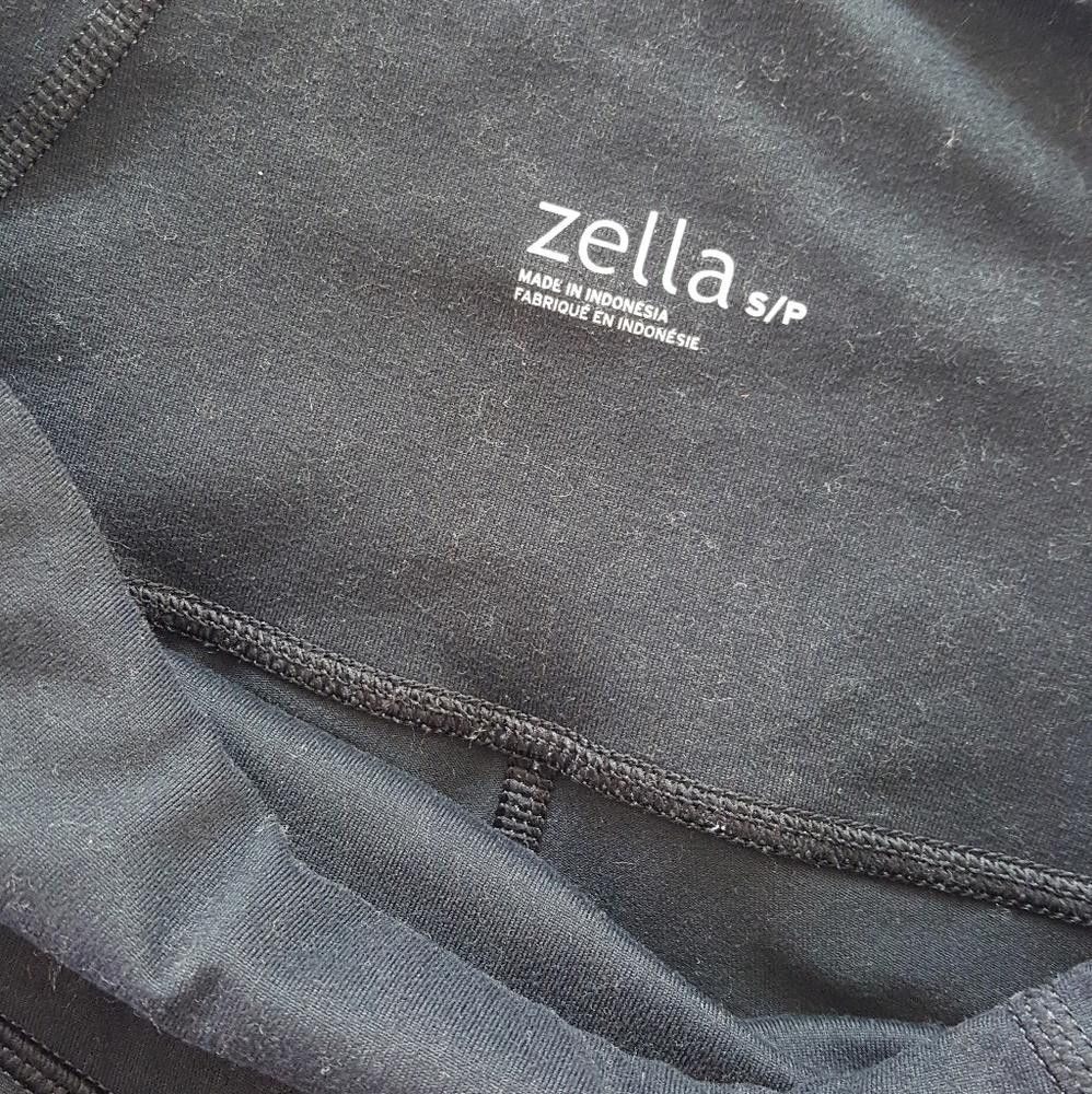 Canterbury of New Zealand Black High Waisted Zella Athletic S Capri Size 28" / US 6 / IT 42 - 4 Thumbnail
