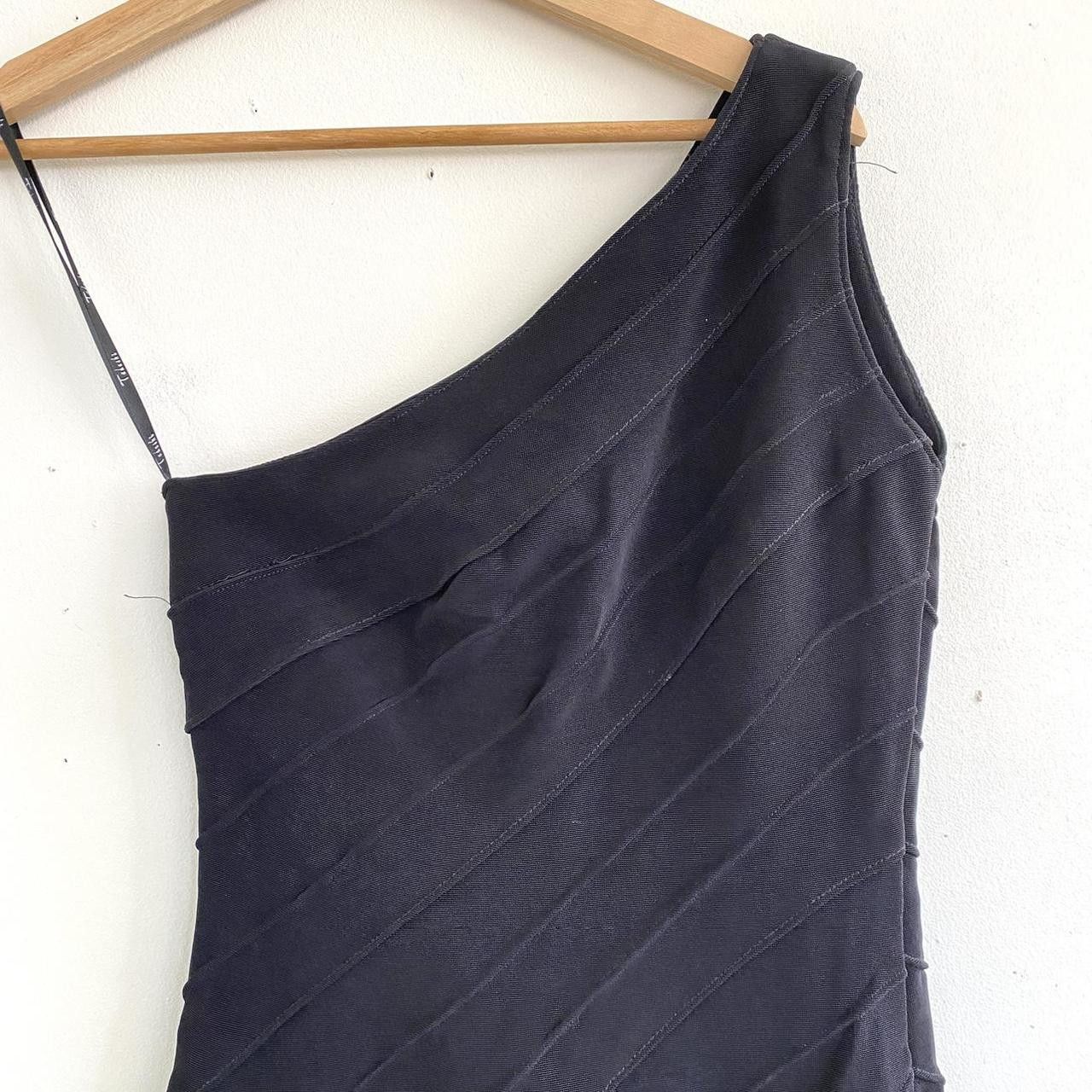 Tadashi Shoji TADASHI BLACK BODY CON ONE SLEEVE DRESS MINI SMALL VINTAGE Size S / US 4 / IT 40 - 5 Thumbnail
