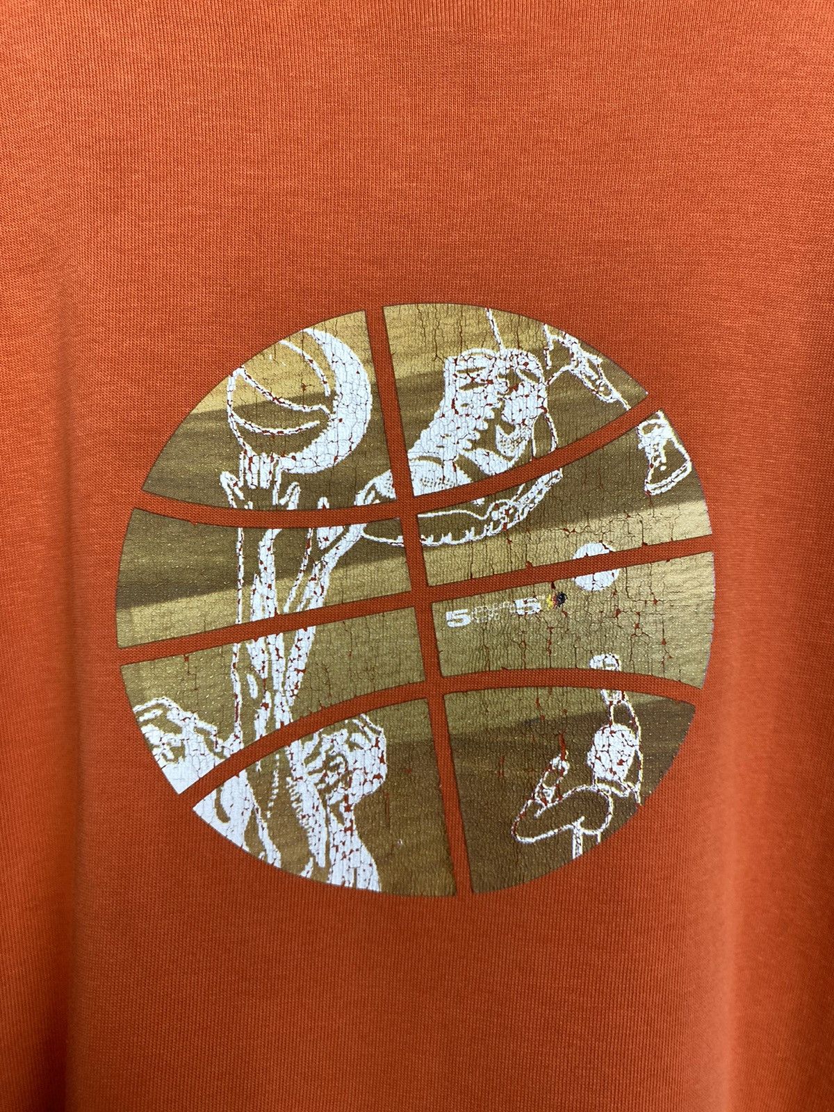 Nike × Vintage Vtg 90s Faded Nike Basketball Jordan Style Graffiti T Shirt Size US L / EU 52-54 / 3 - 6 Thumbnail