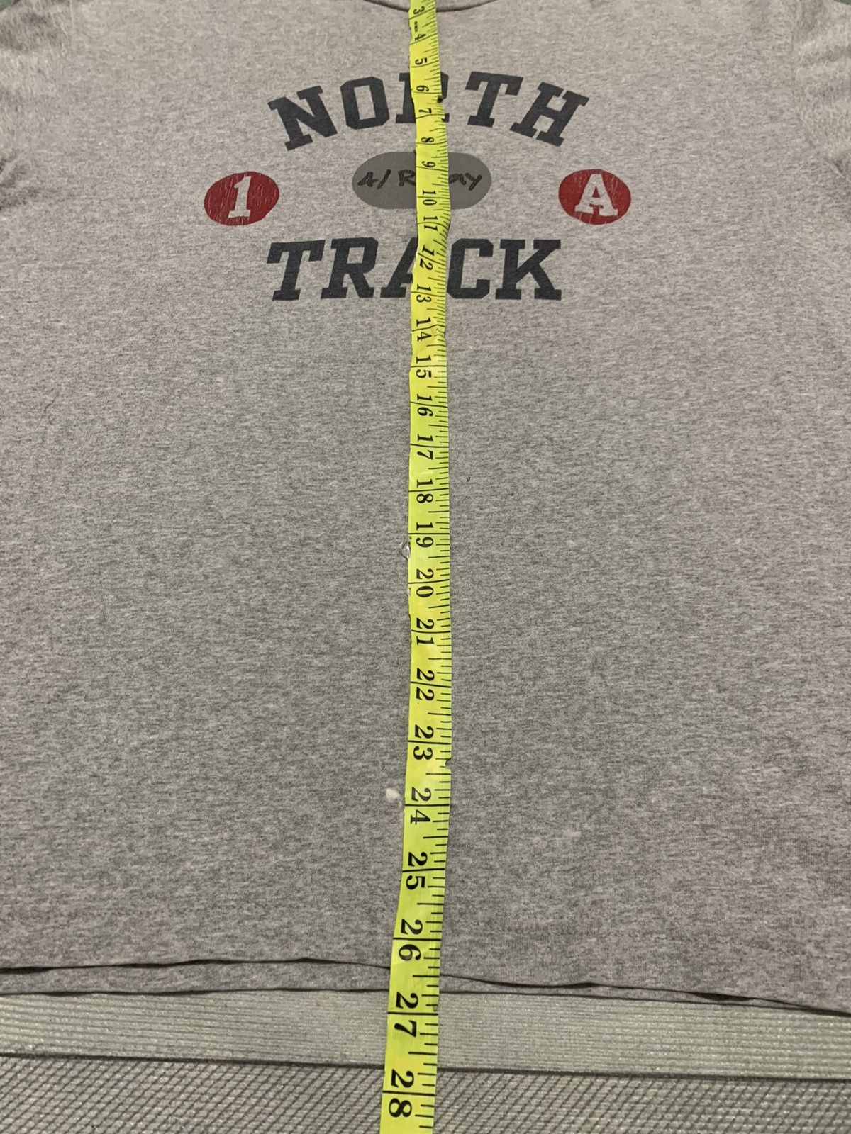 Gap Gap North Track T-Shirt Size US XL / EU 56 / 4 - 14 Thumbnail