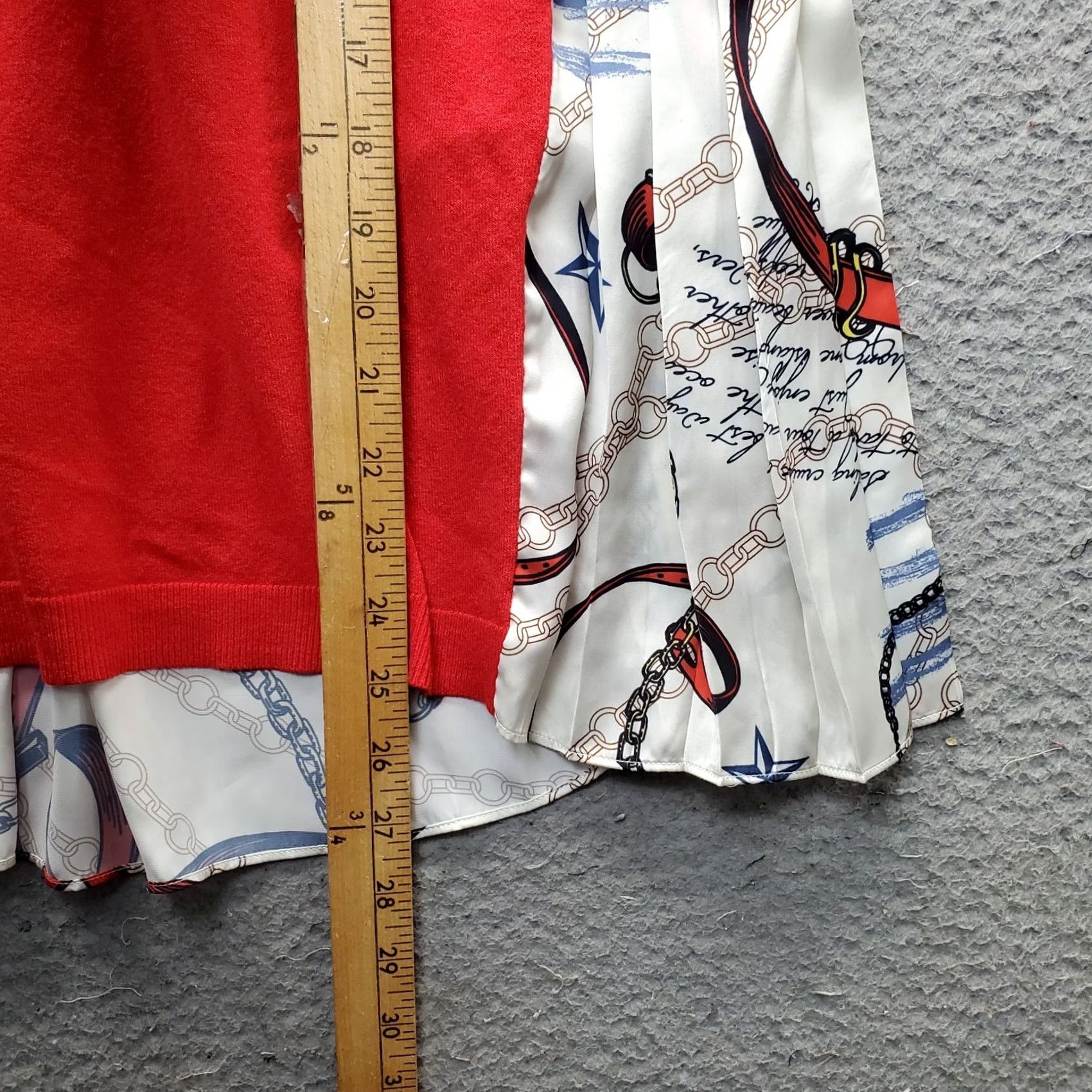 Vintage VINTAGE Madeleine Knit Blouse Womens M Multi Geometric Short Sleeve Pleated V-Neck Size M / US 6-8 / IT 42-44 - 3 Thumbnail