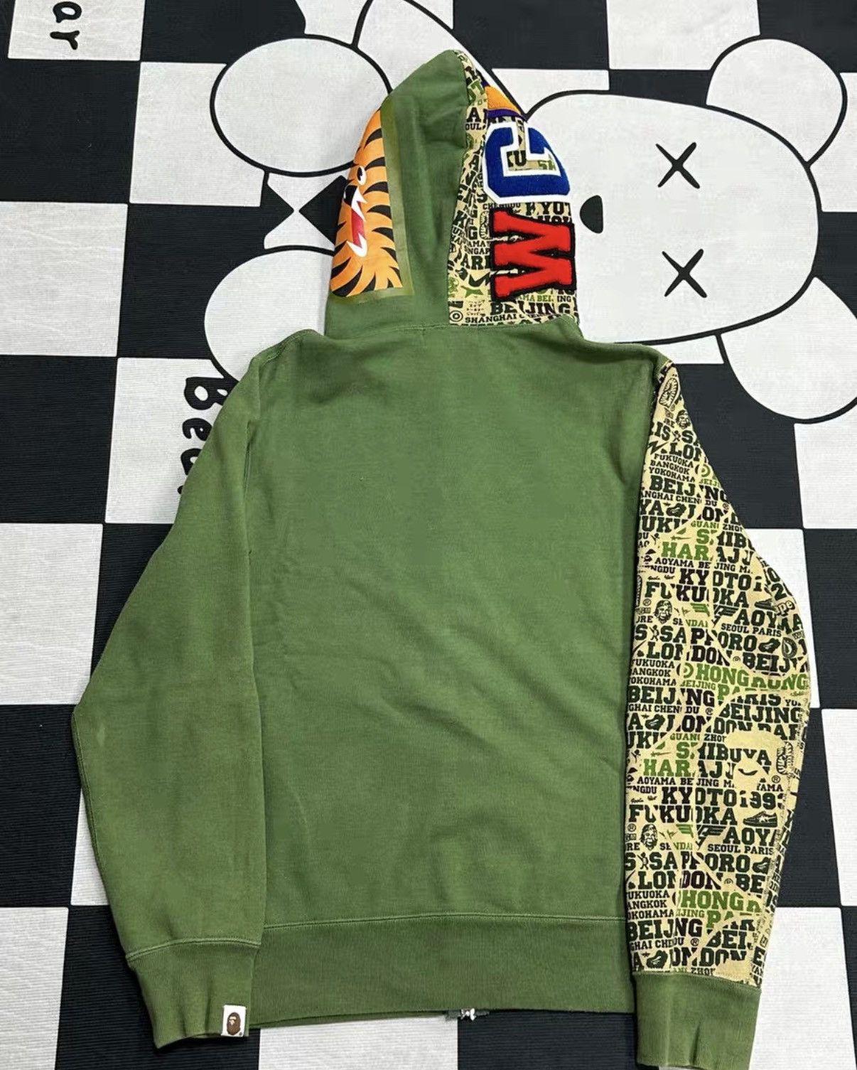 Bape BAPE Green Half-Sleeve Shark Hoodie Jacket K5 Size US M / EU 48-50 / 2 - 2 Thumbnail