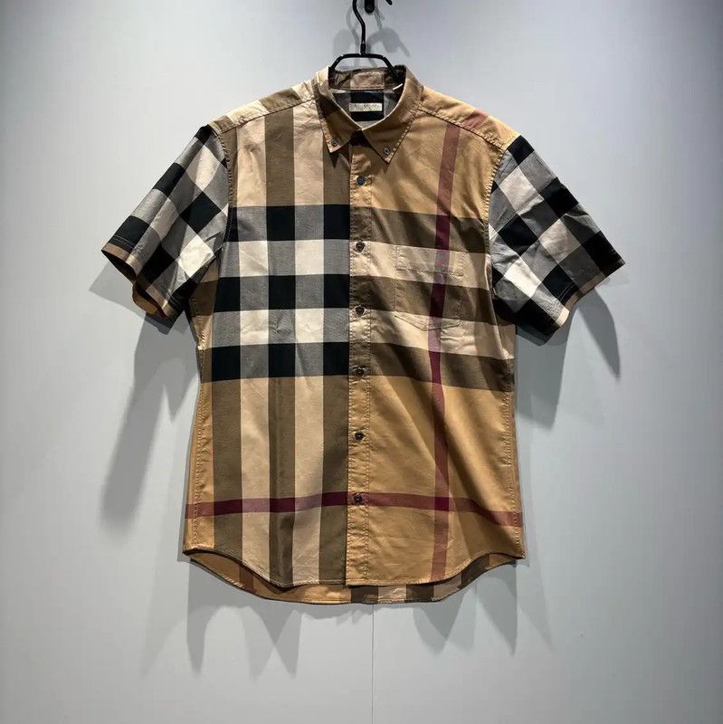 Burberry Burberry M Size Beige Plaid Cotton T-Shirt Size US M / EU 48-50 / 2 - 1 Thumbnail